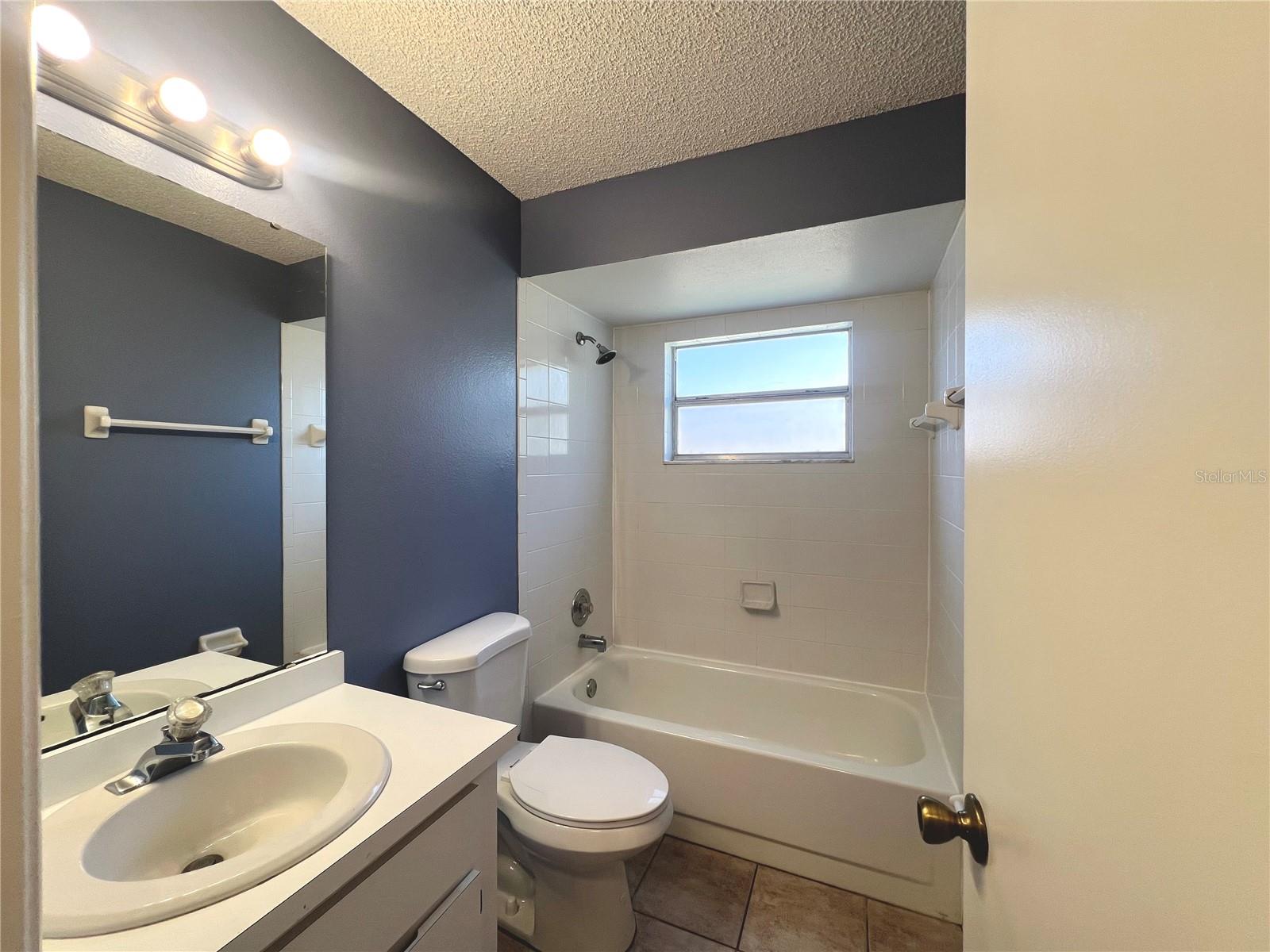 818 Sleepy Harbour Dr Property Photo 10