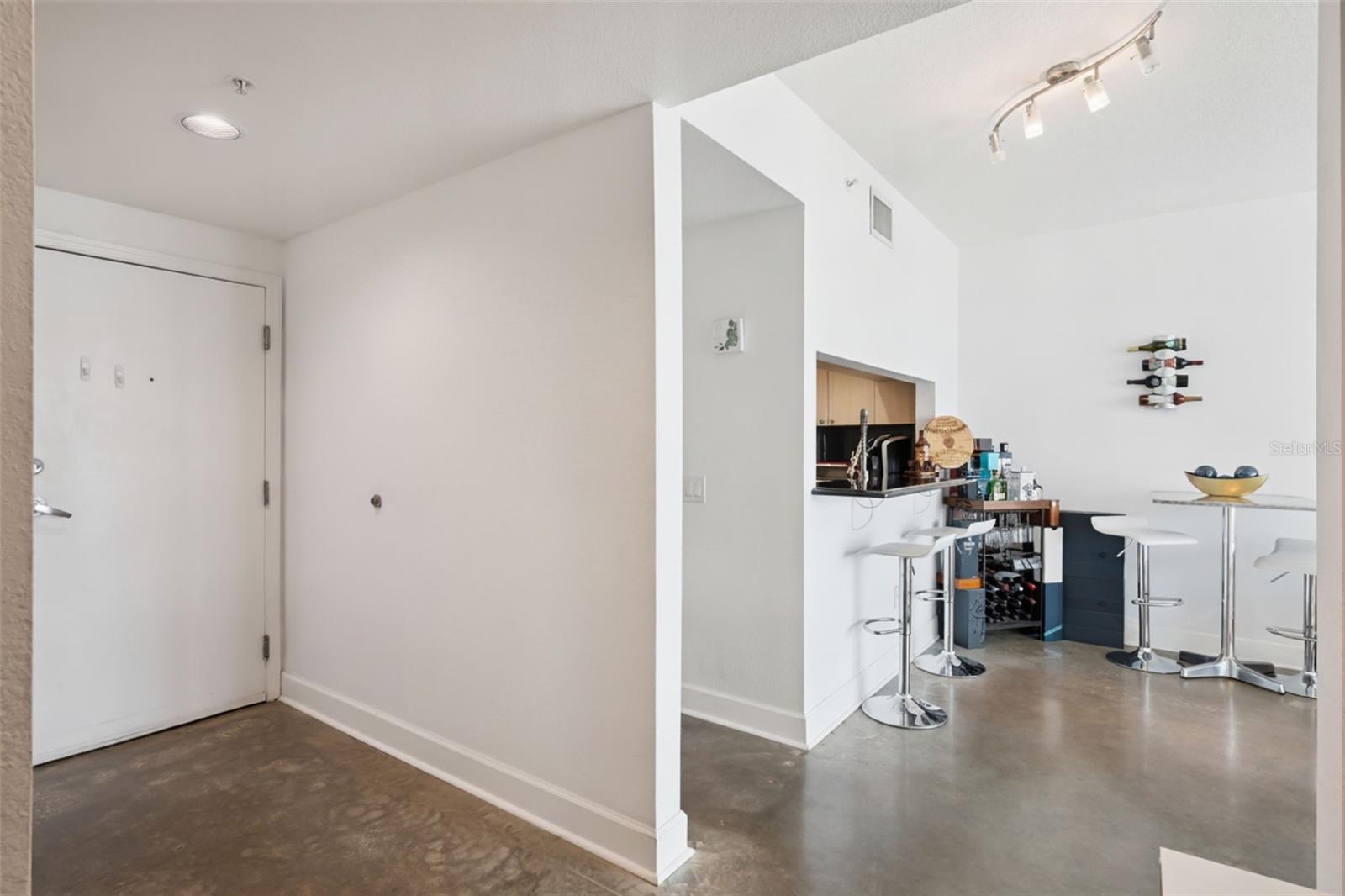 322 E Central Blvd #1107 Property Photo 18