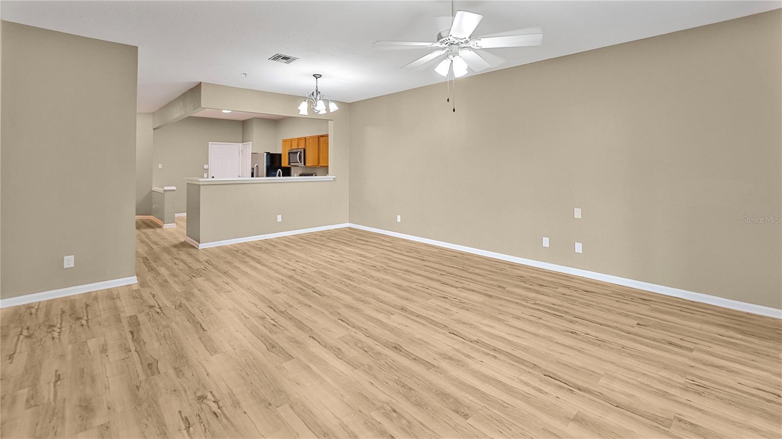 6292 Twain St #102 Property Photo 4