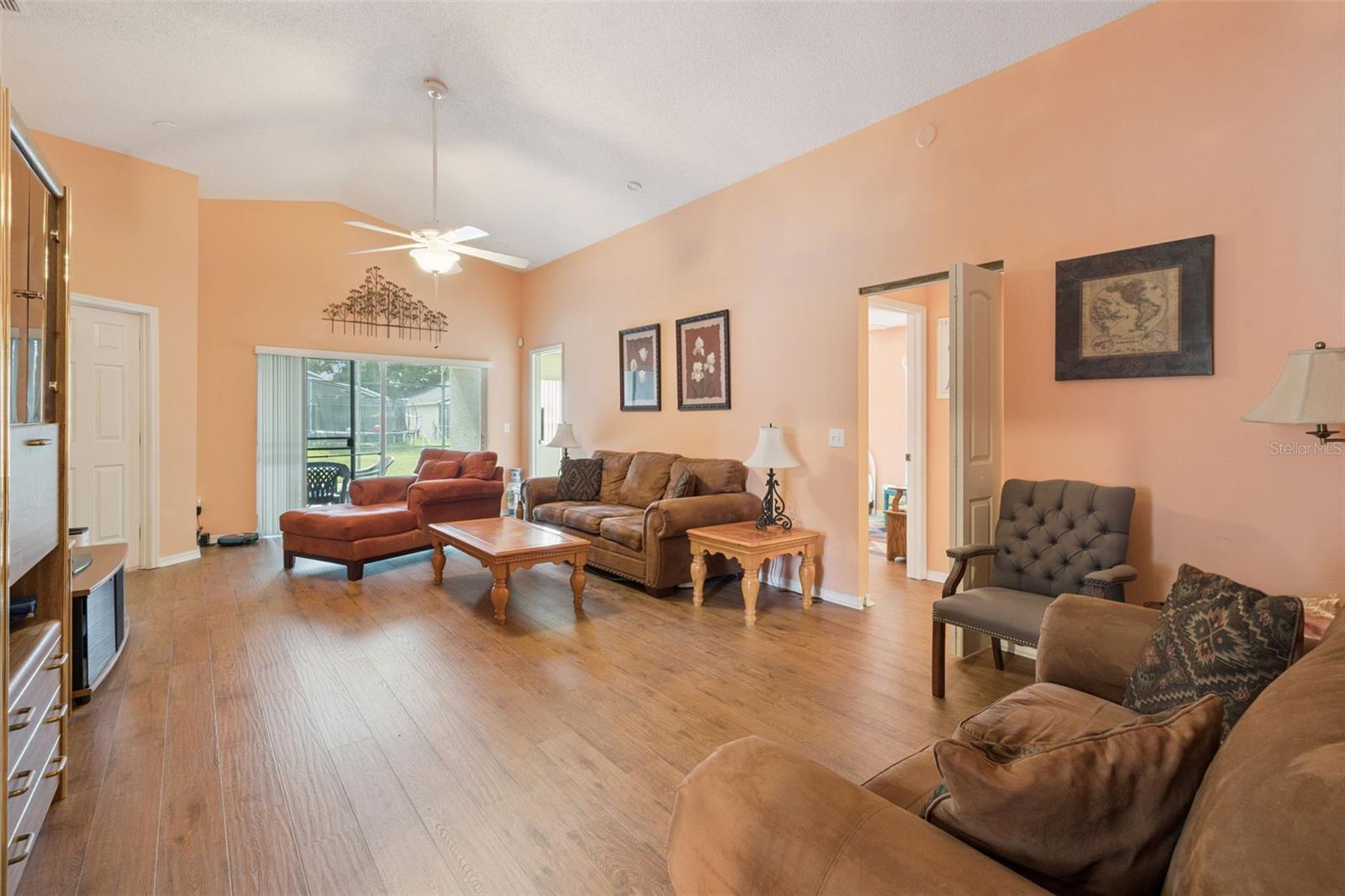 1237 Woodflower Way Property Photo 11
