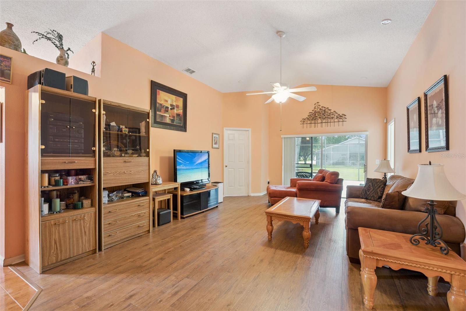 1237 Woodflower Way Property Photo 12