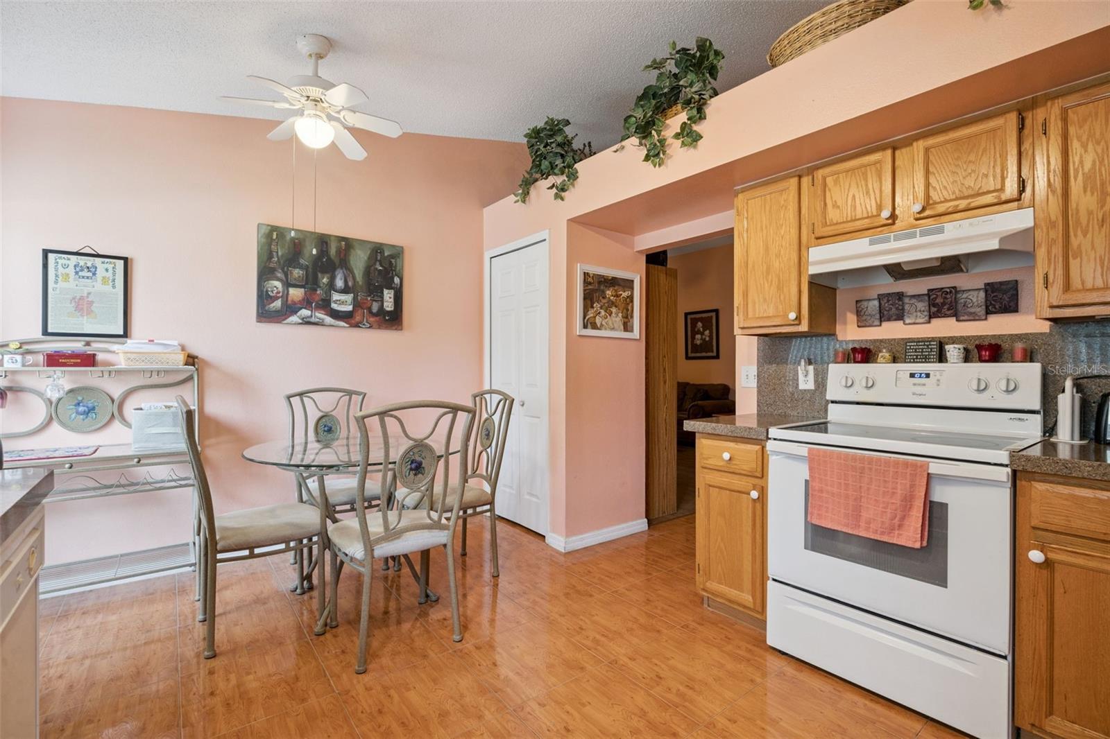 1237 Woodflower Way Property Photo 14
