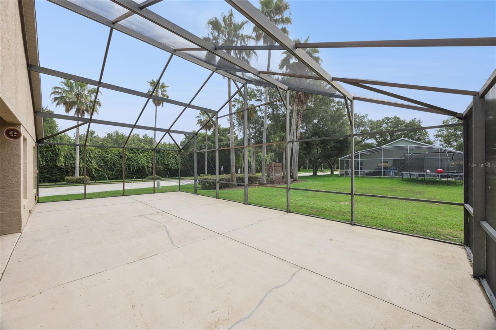 1237 Woodflower Way Property Photo 32