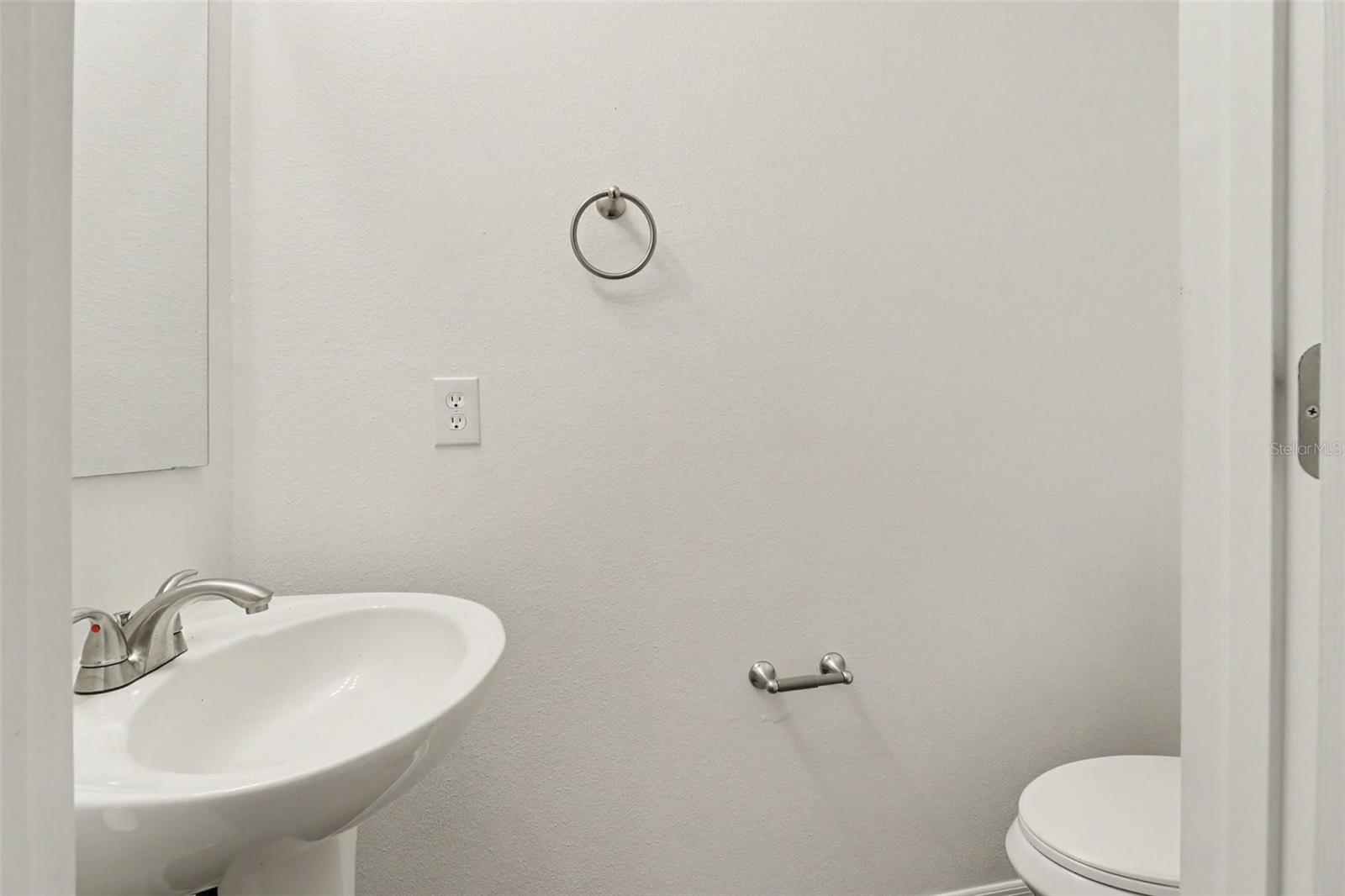 1544 Algonkin Loop Property Photo 22