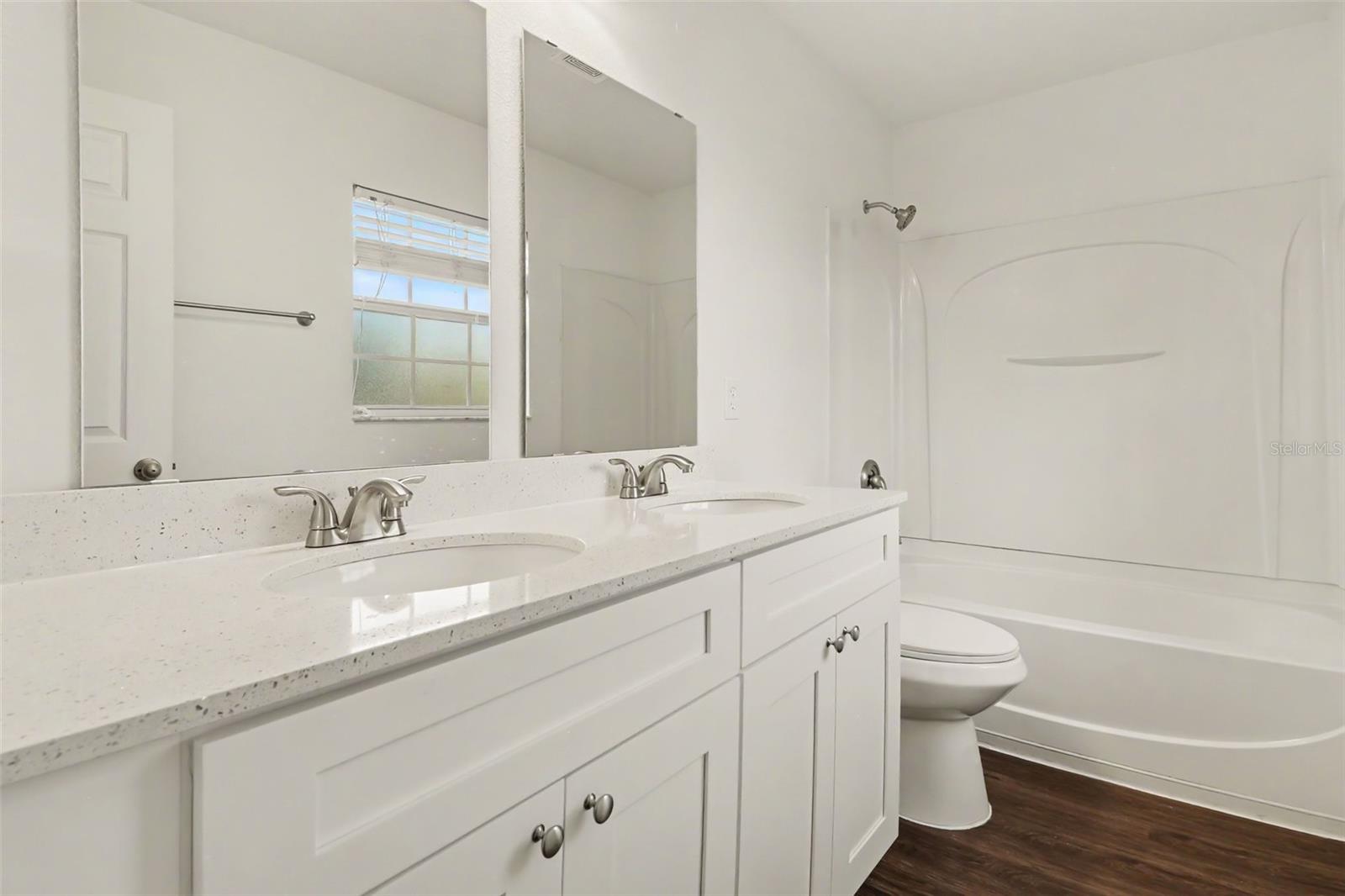 1544 Algonkin Loop Property Photo 23
