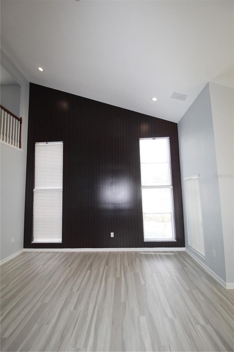 6031 Bay Valley Ct Property Photo 7