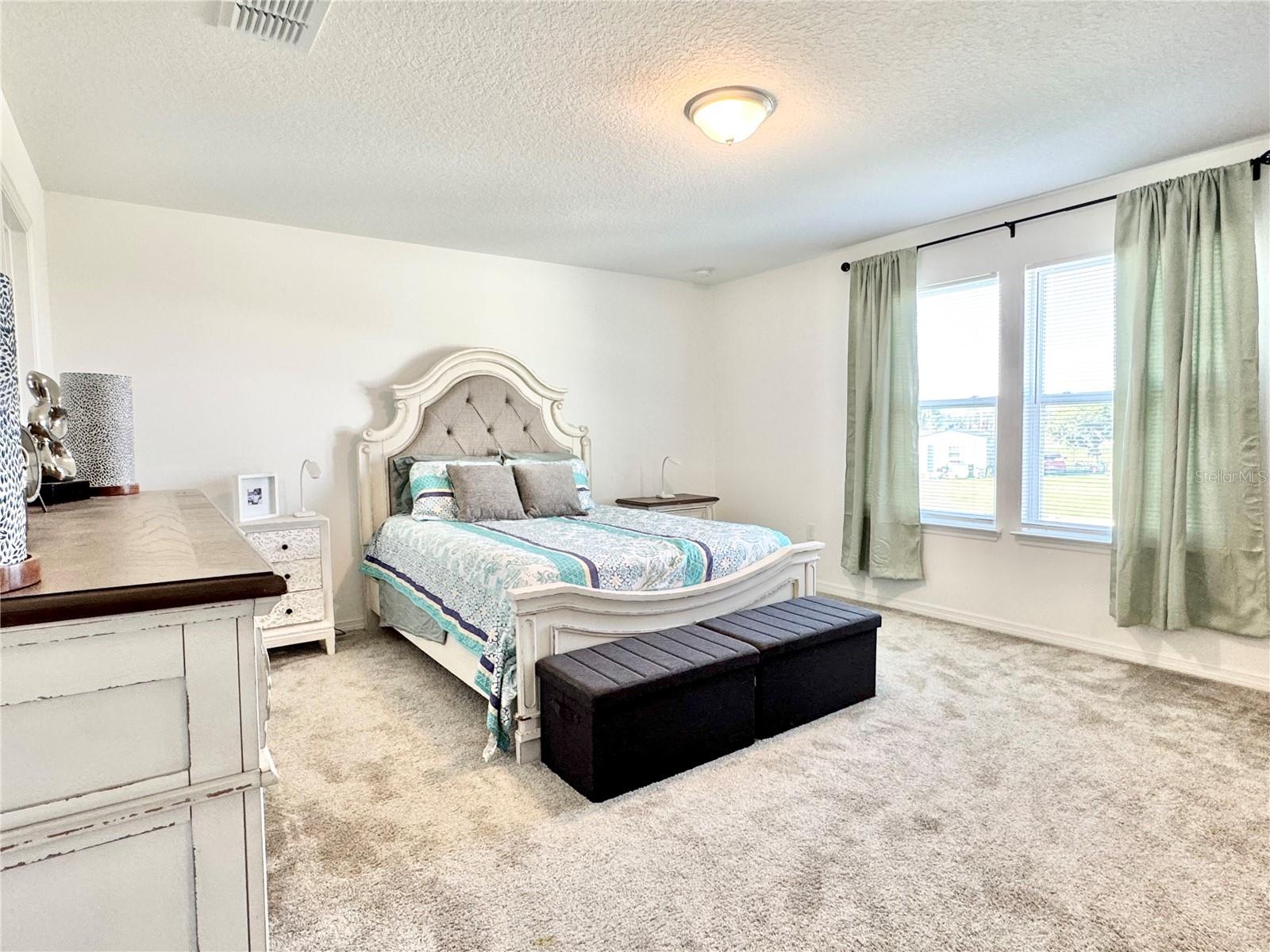 557 Pine Tree Blvd Property Photo 12