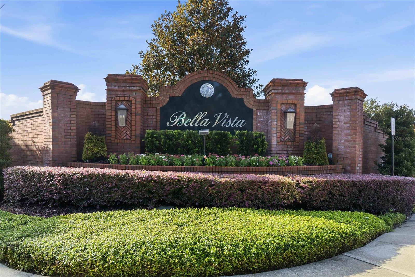 1298 Bella Vista Cir Property Photo 35