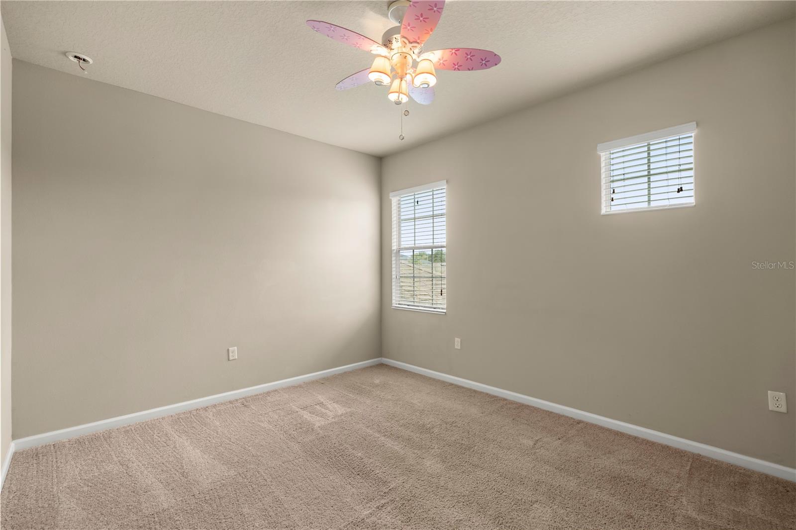 2355 Sabastian St Property Photo 18