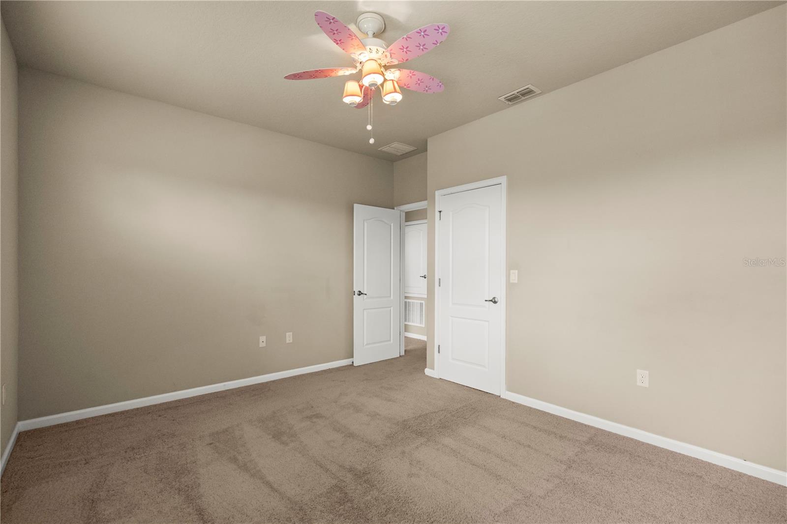 2355 Sabastian St Property Photo 19