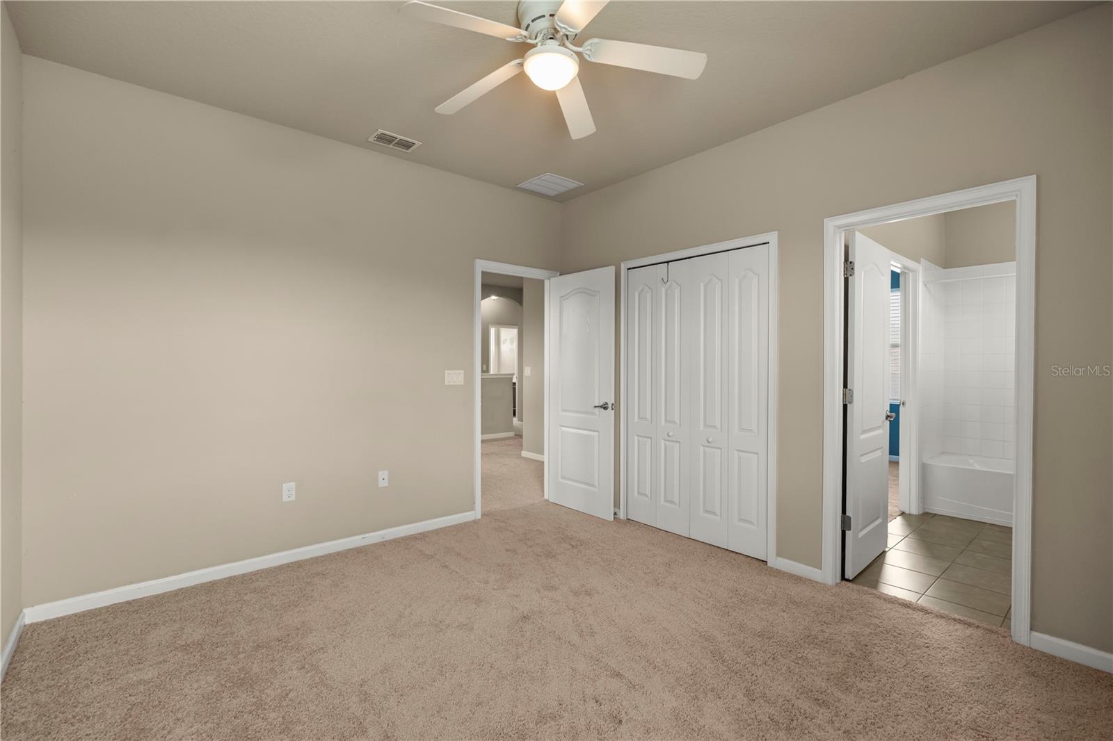 2355 Sabastian St Property Photo 28