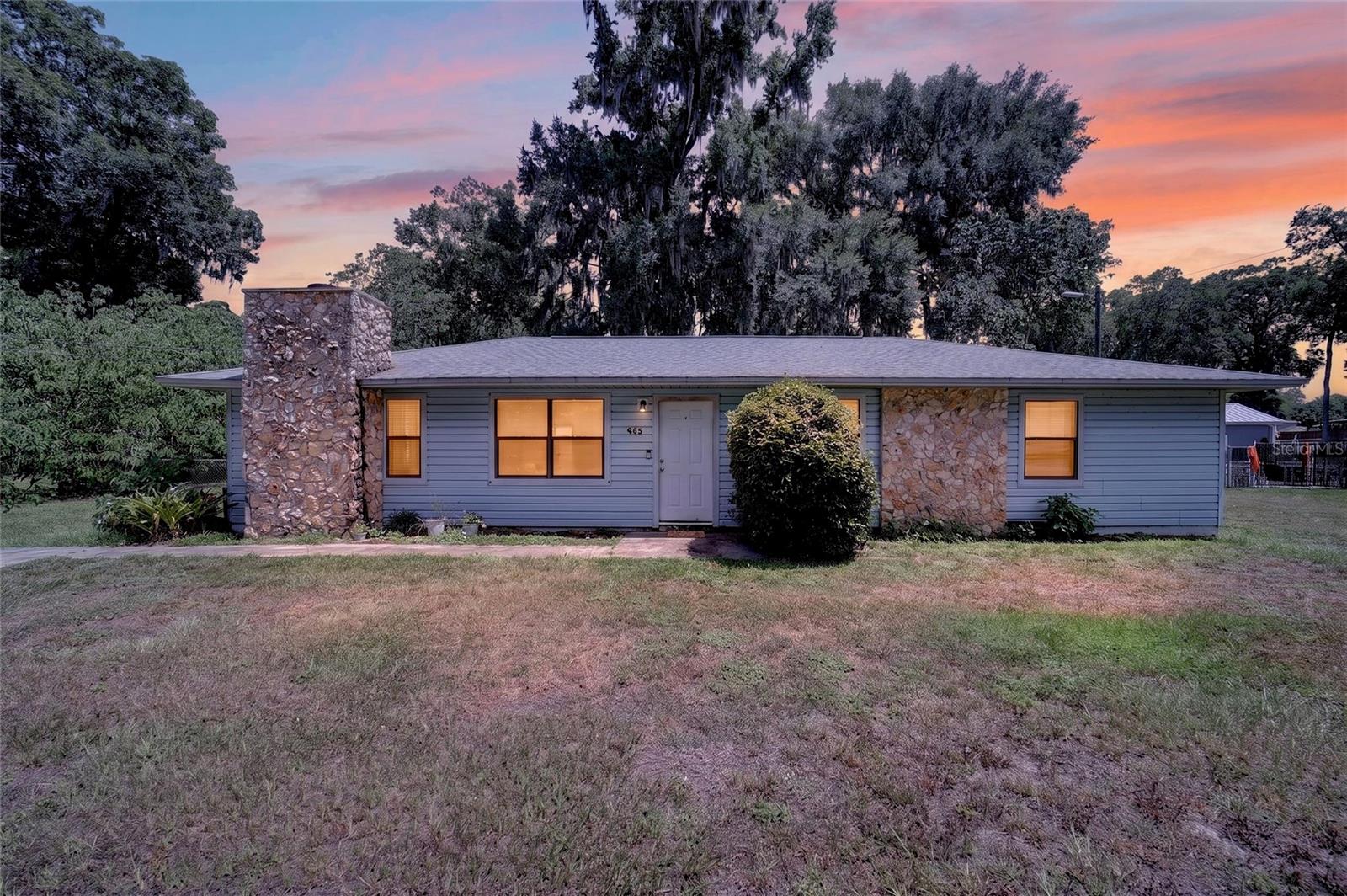 945 Nw 64th Pl Property Photo 3