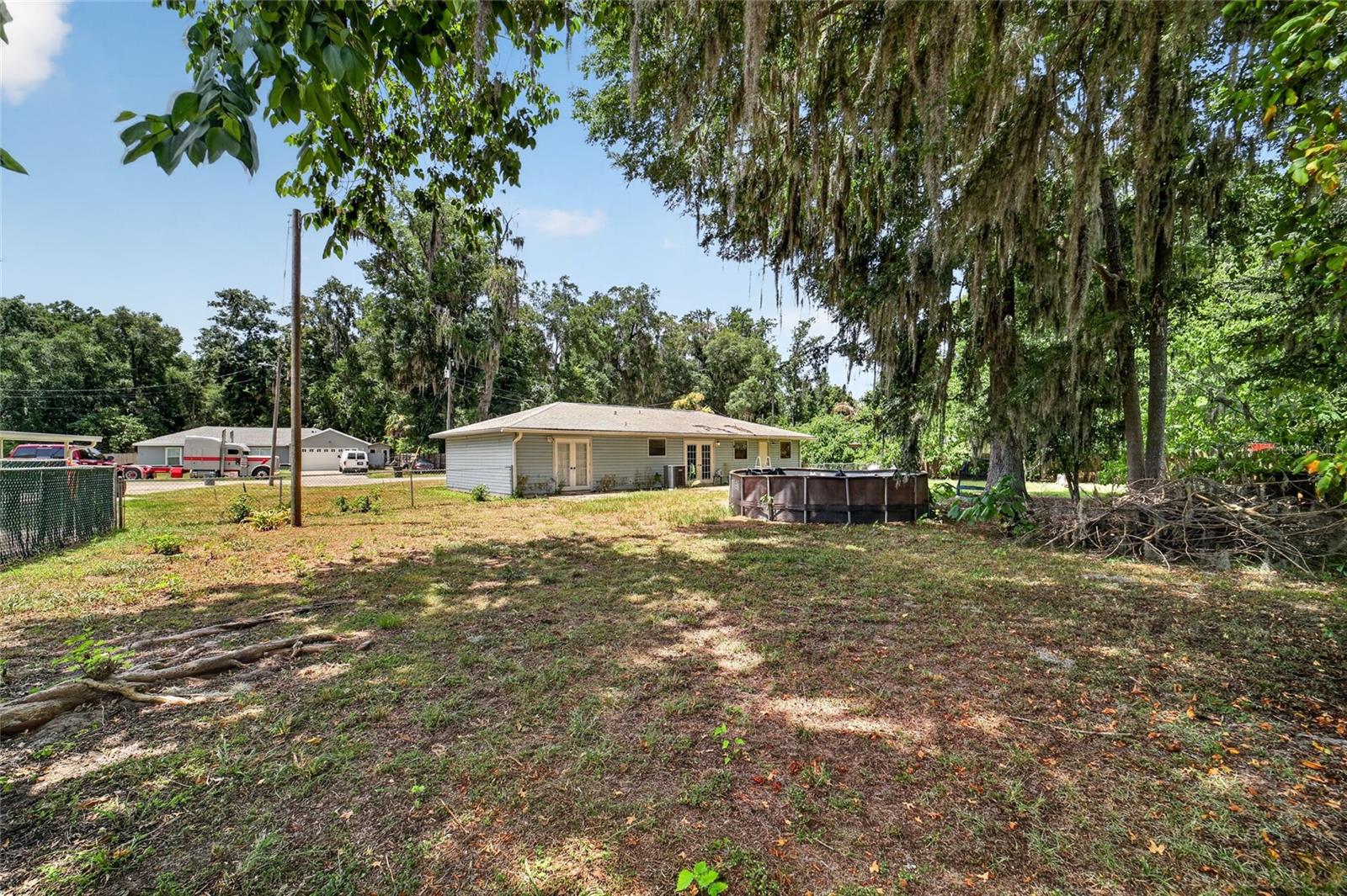 945 Nw 64th Pl Property Photo 40