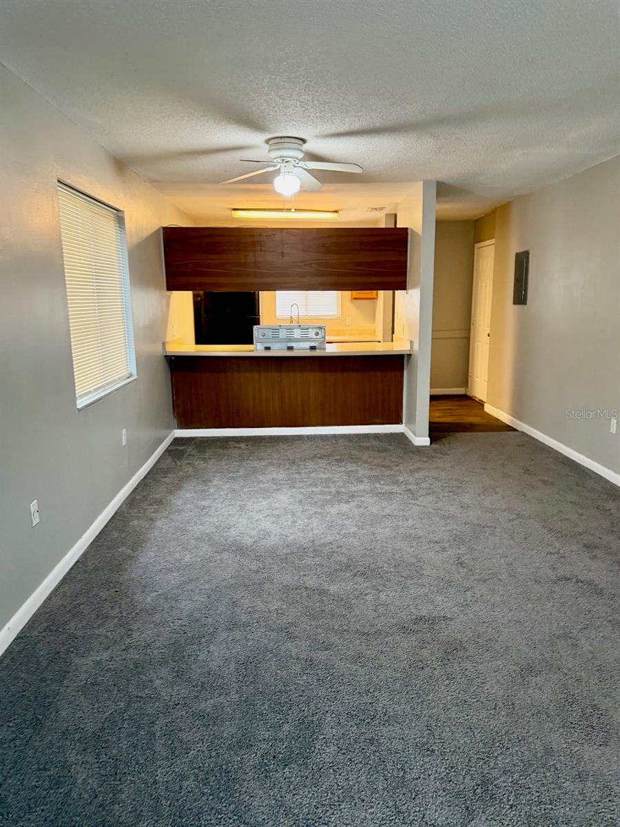 105 Cory Ln Property Photo 3