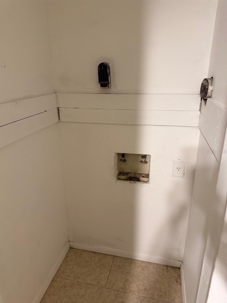 105 Cory Ln Property Photo 13