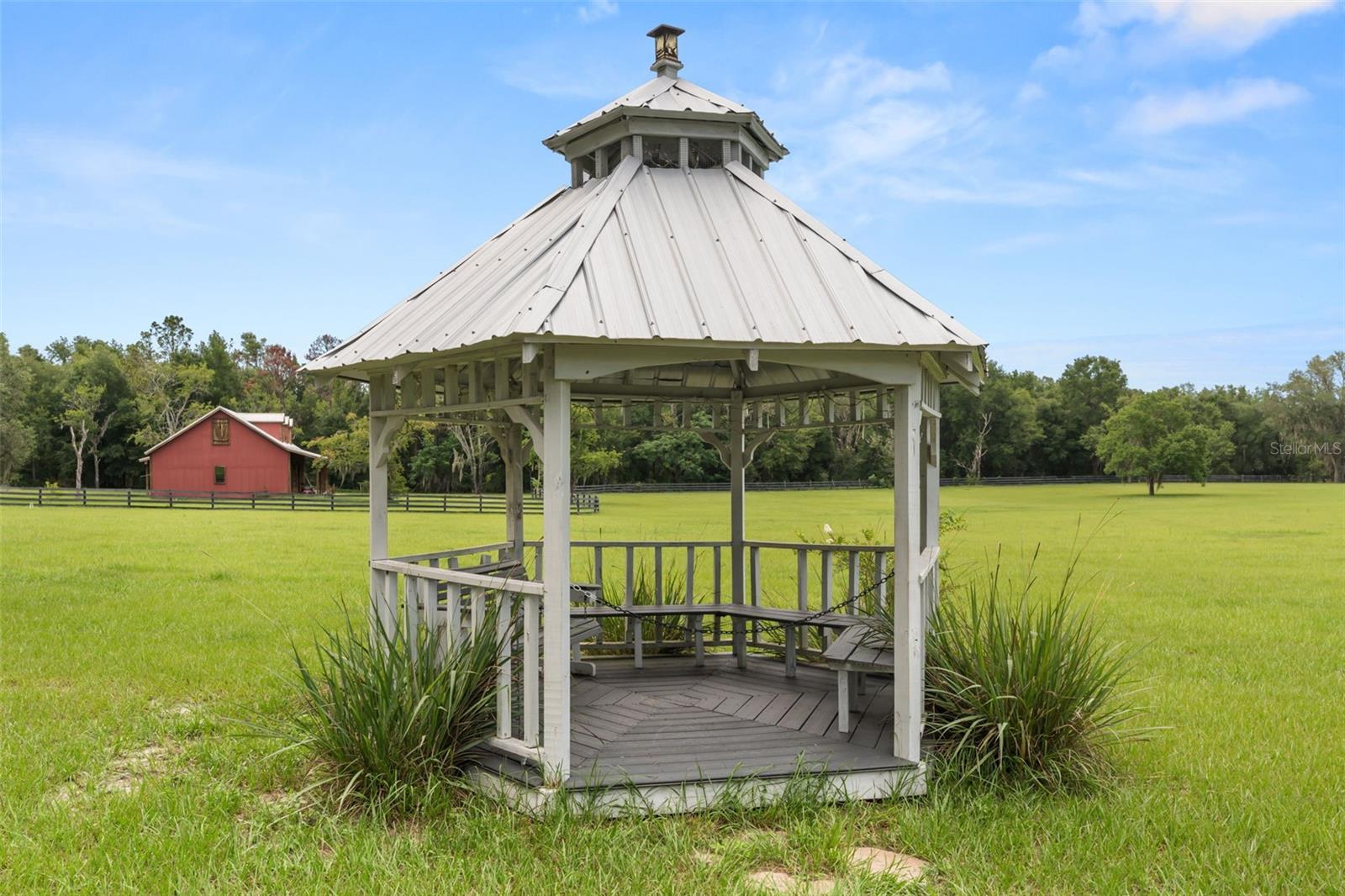 35841 Timbertop Ln Property Photo 17