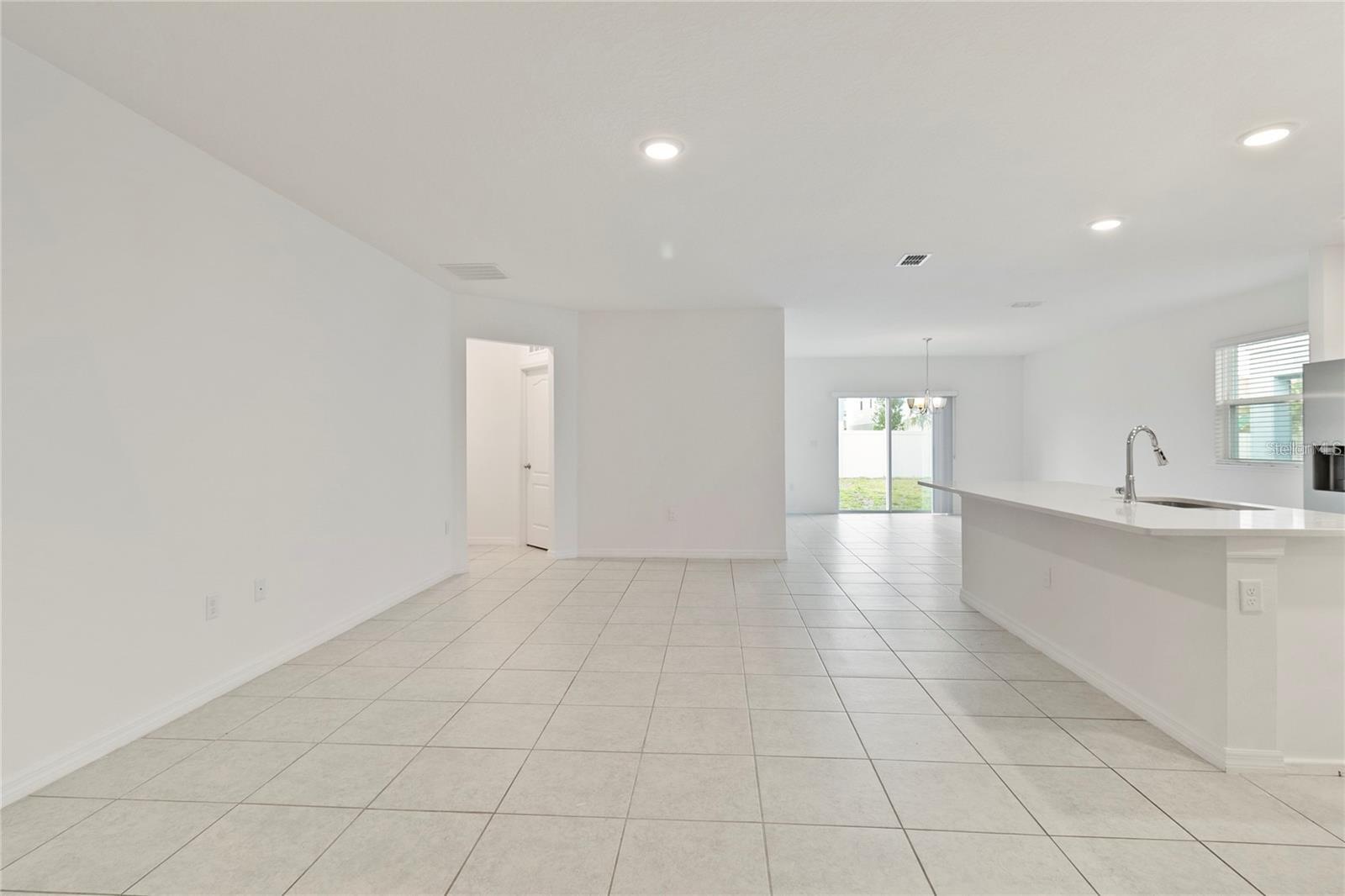 1154 Oak Bluff Dr Property Photo 10