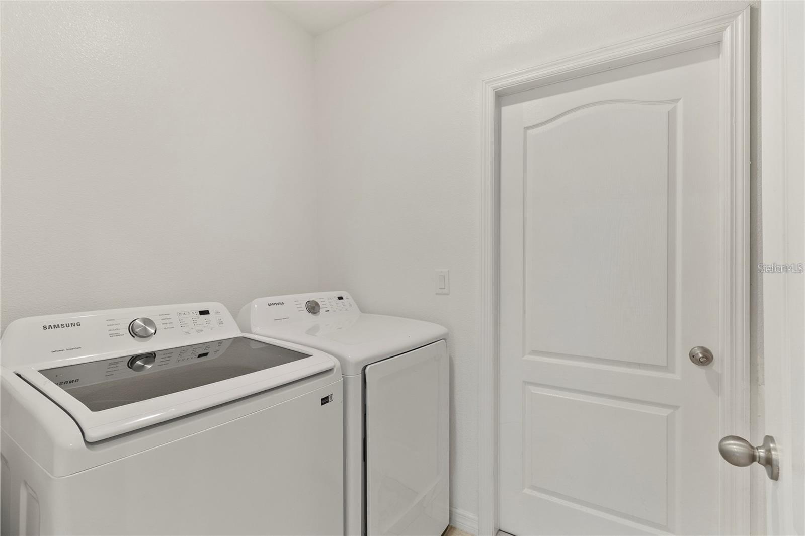 1154 Oak Bluff Dr Property Photo 18