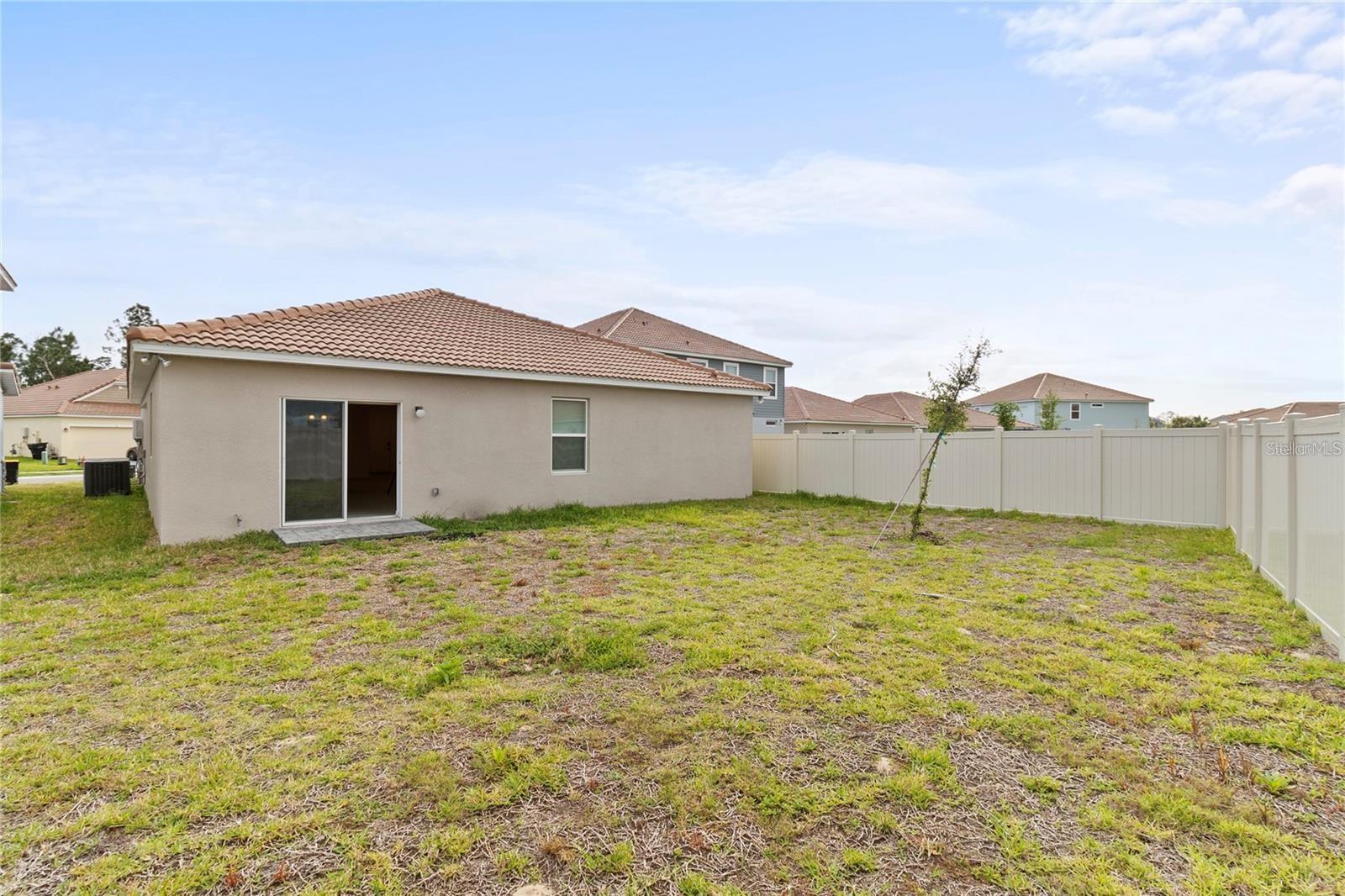 1154 Oak Bluff Dr Property Photo 21