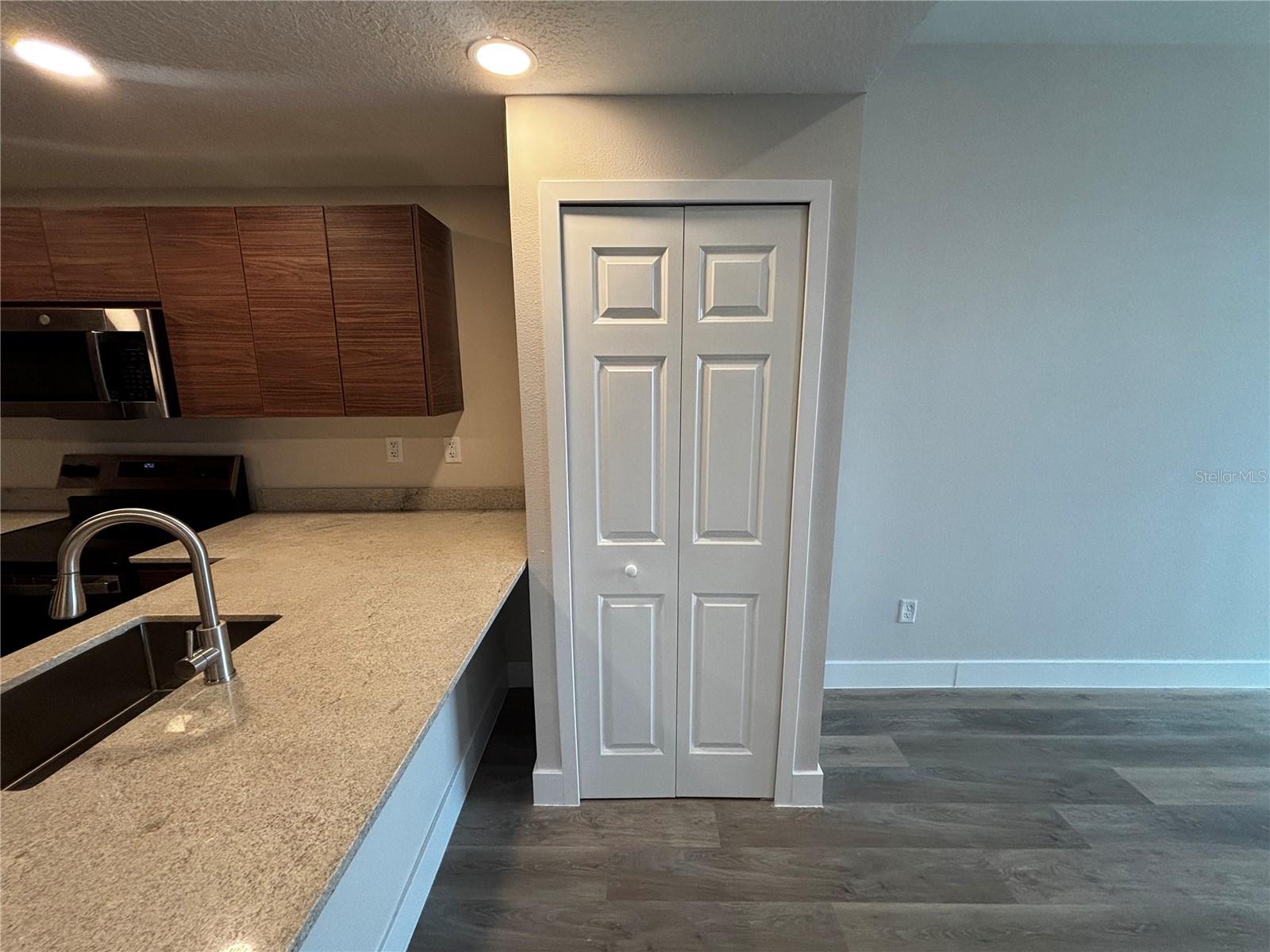4424 S Texas Ave #314 Property Photo 17