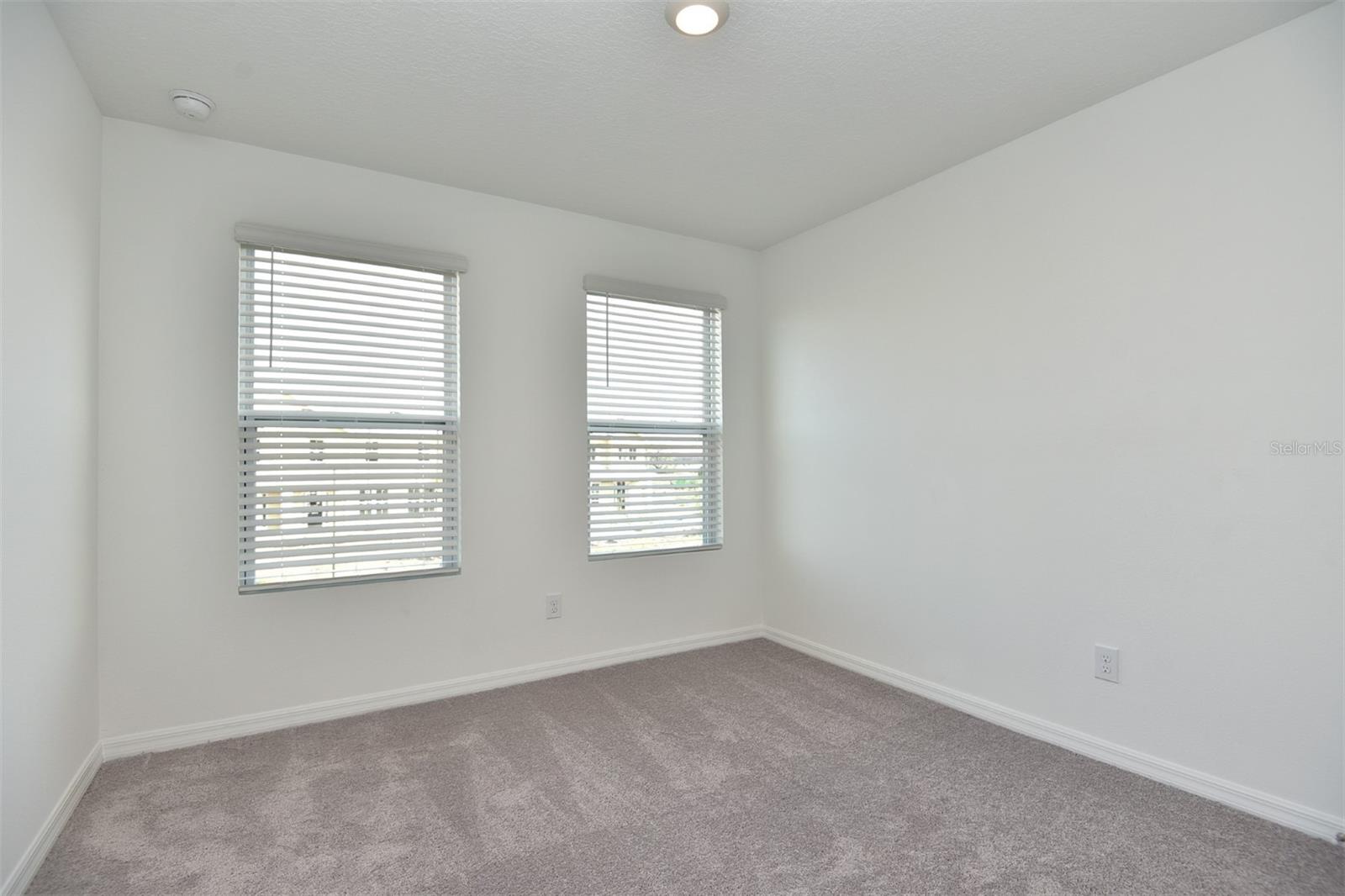 2948 Voyager Ave Property Photo 22