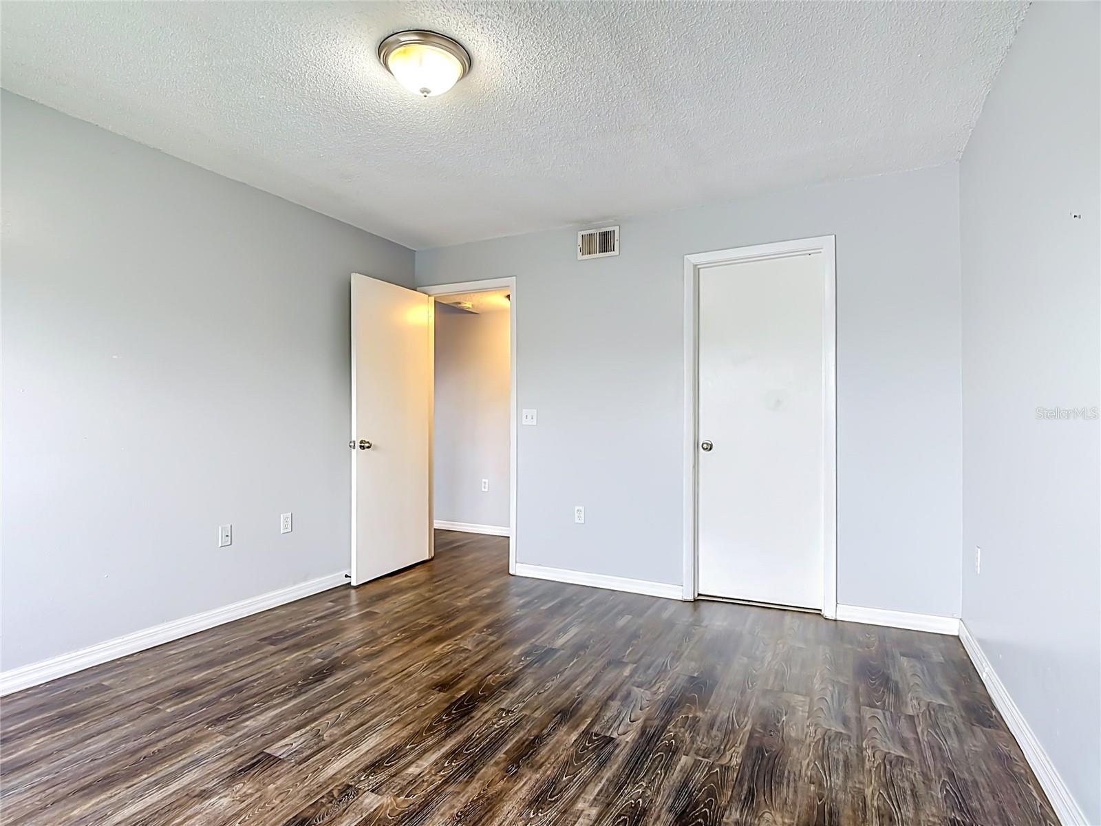 1229 Bermuda Lakes Ln #206 Property Photo 11