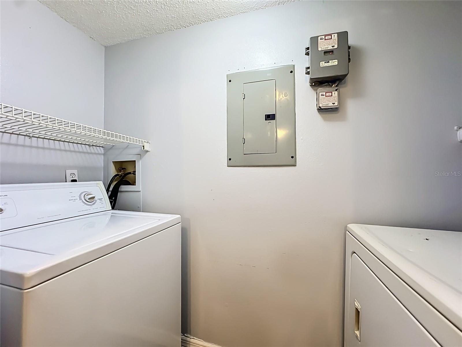1229 Bermuda Lakes Ln #206 Property Photo 14