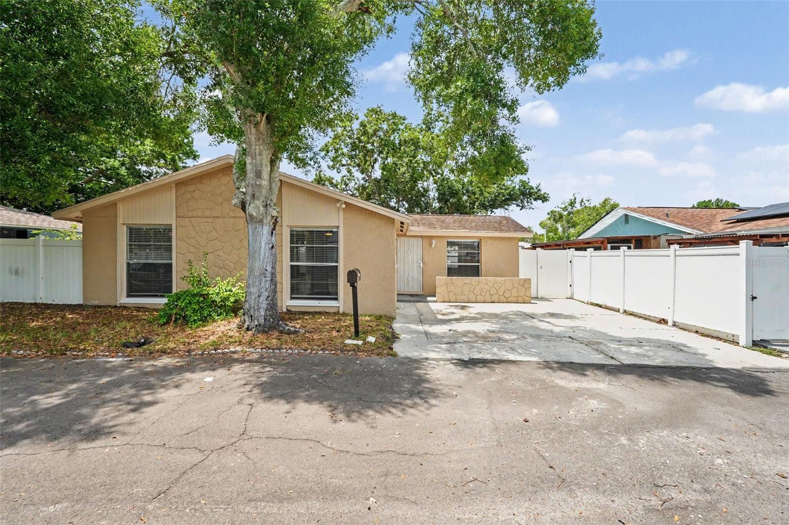 6404 FREEDOM CT