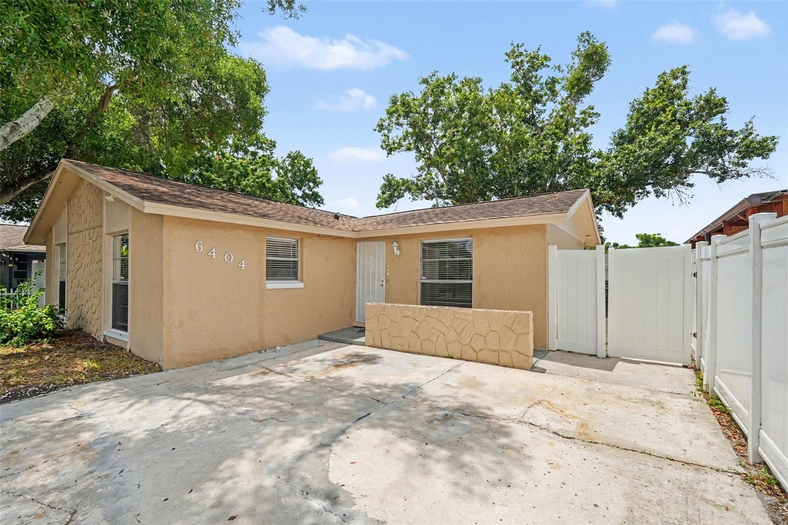 6404 Freedom Ct Property Photo 2