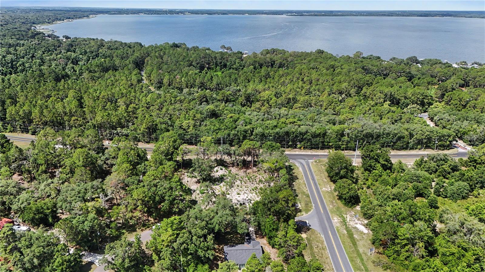 3 Bay Dr Property Photo 8