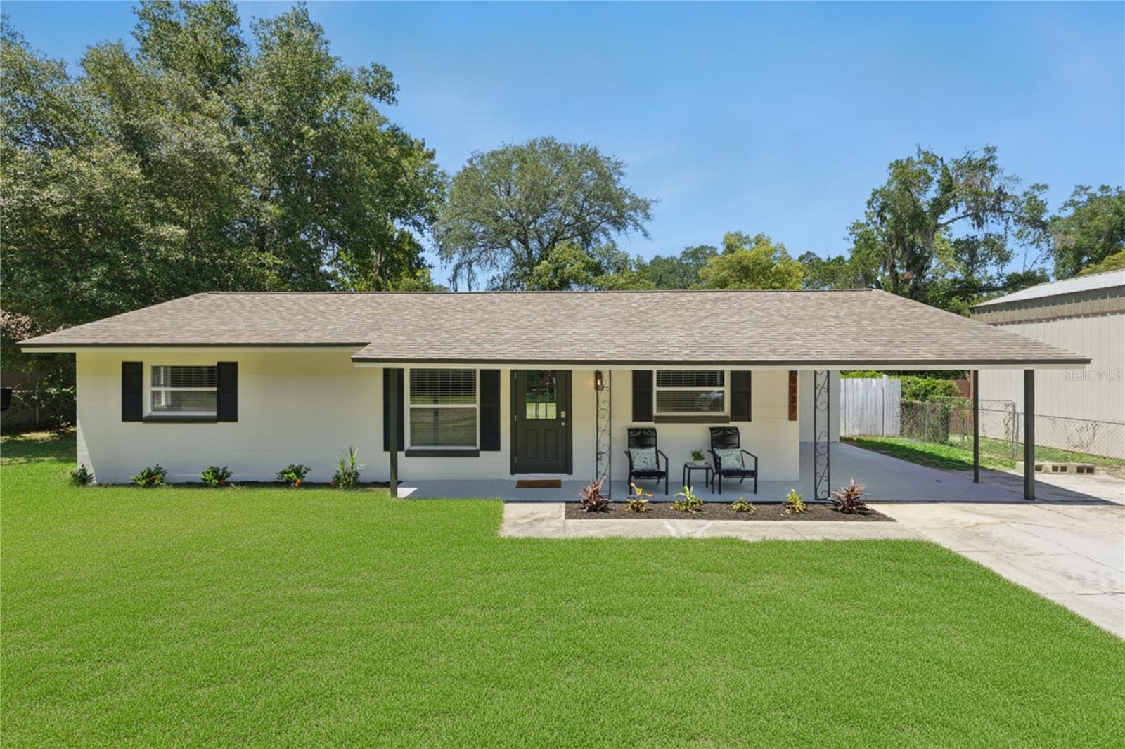 5327 RUNDLE RD Property Photo 1