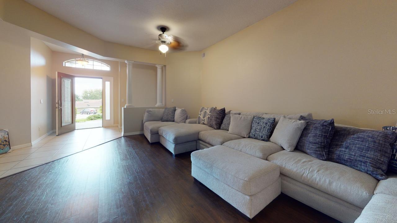 3552 Macauley Ct Property Photo 3