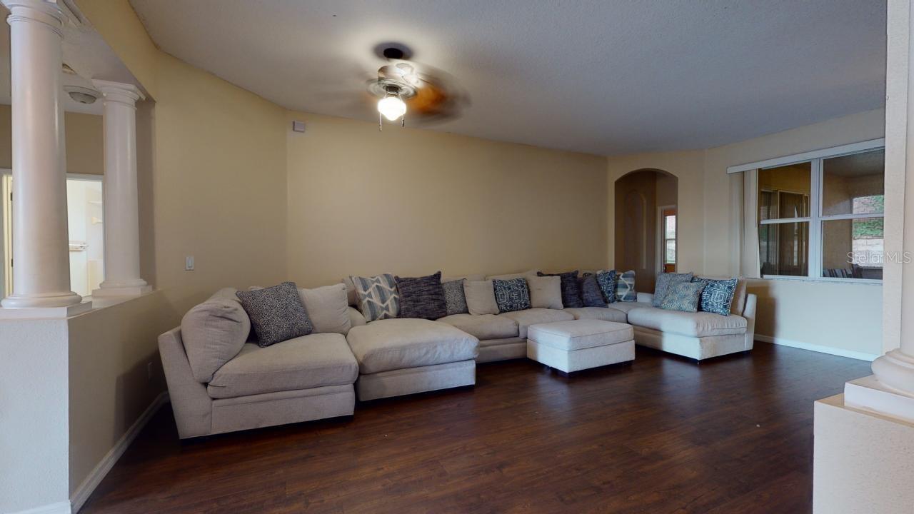 3552 Macauley Ct Property Photo 4