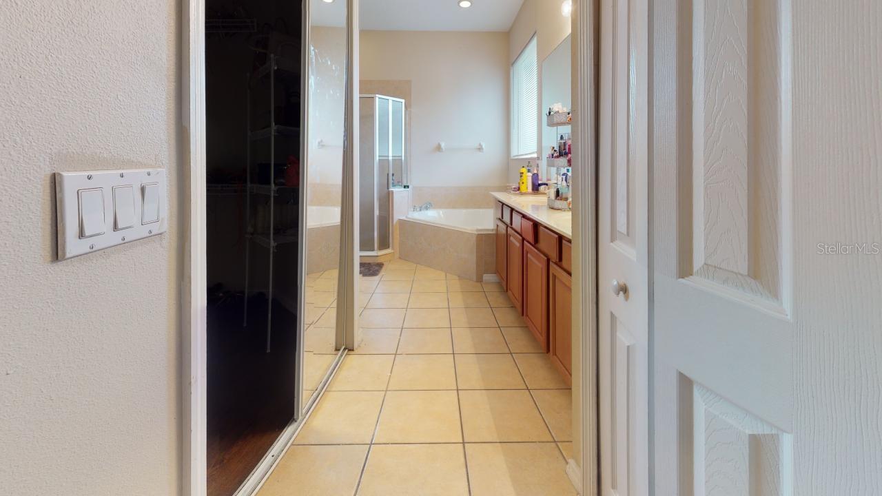 3552 Macauley Ct Property Photo 23