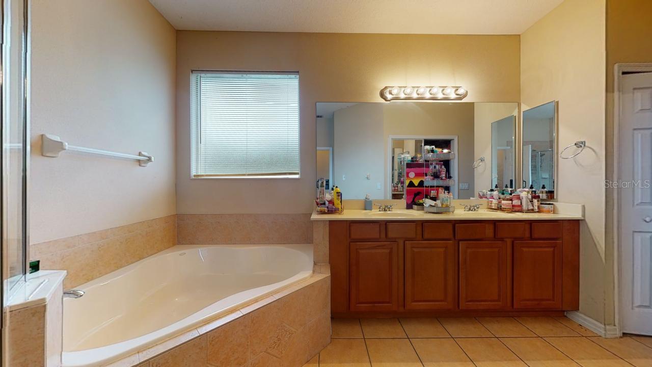 3552 Macauley Ct Property Photo 24