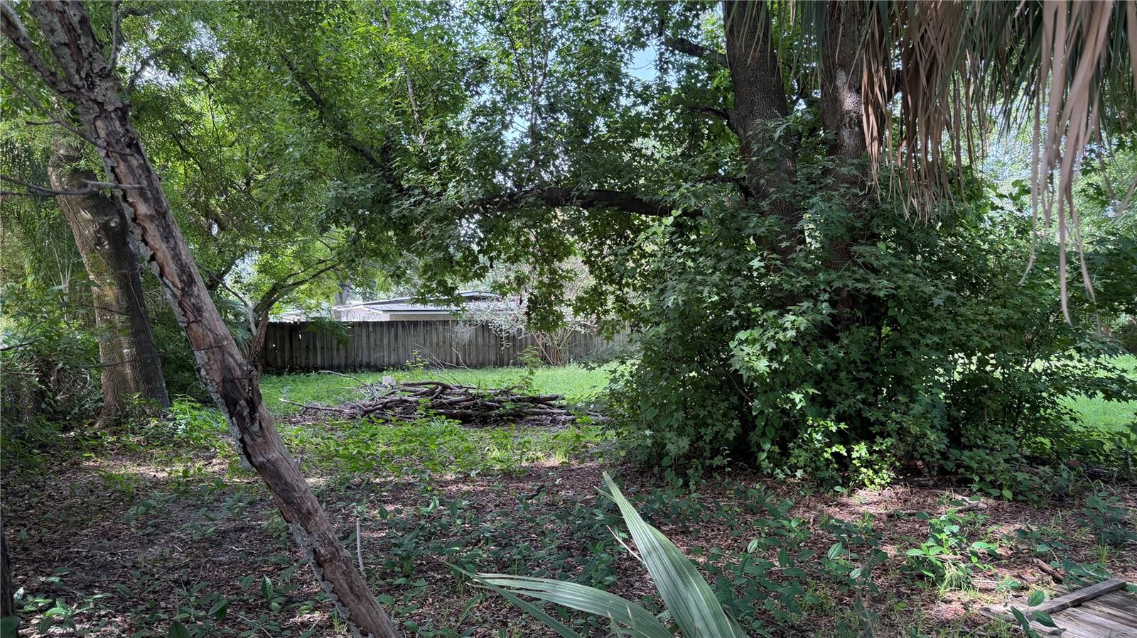 1600 Foxbower Rd Property Photo 3