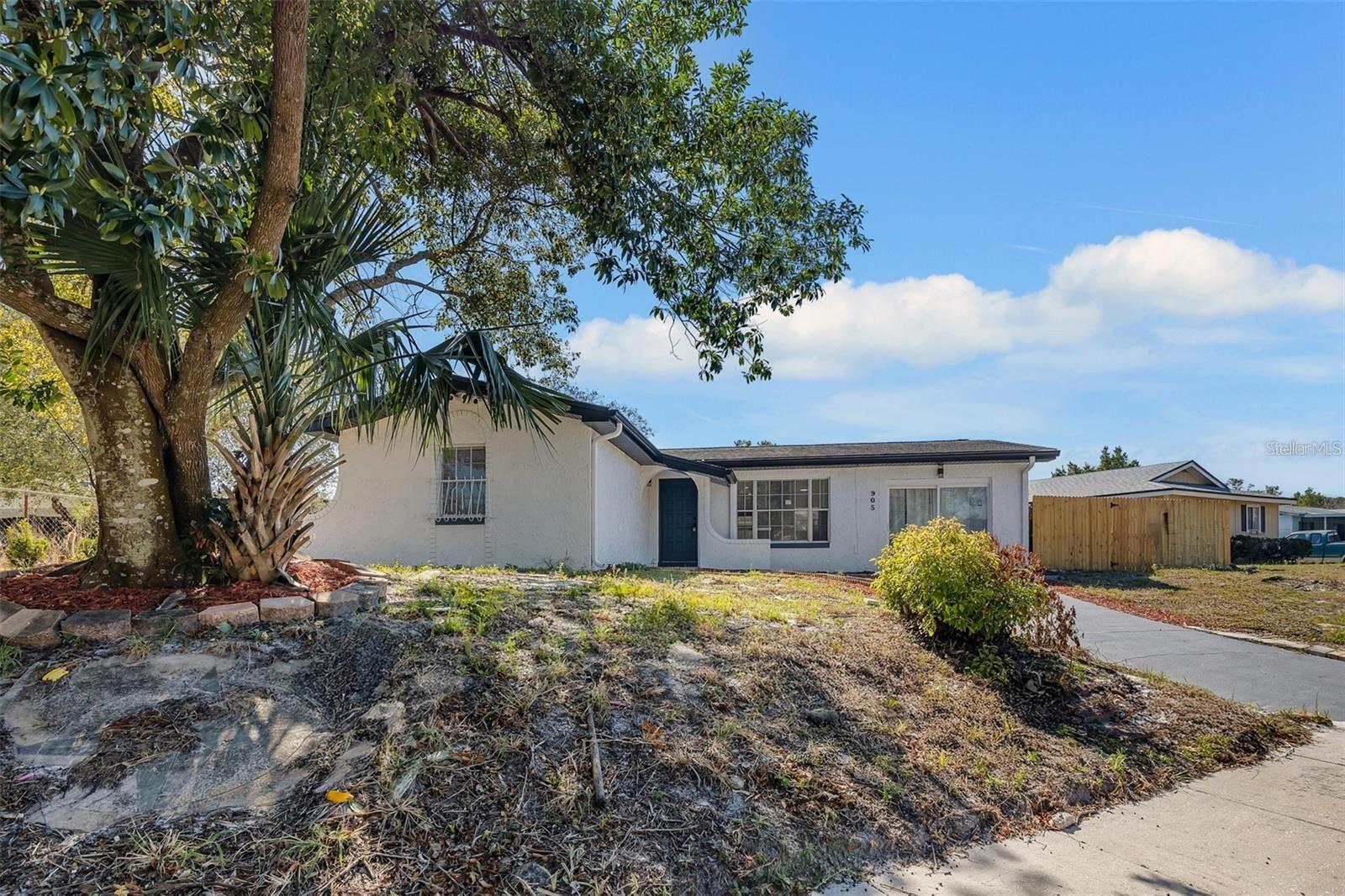 905 Spring Creek Dr Property Photo 3