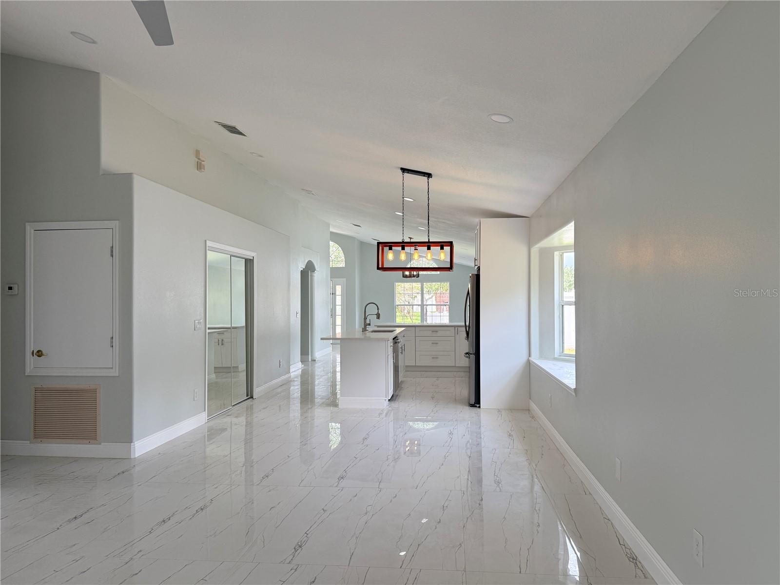9067 Hastings Beach Blvd Property Photo 9