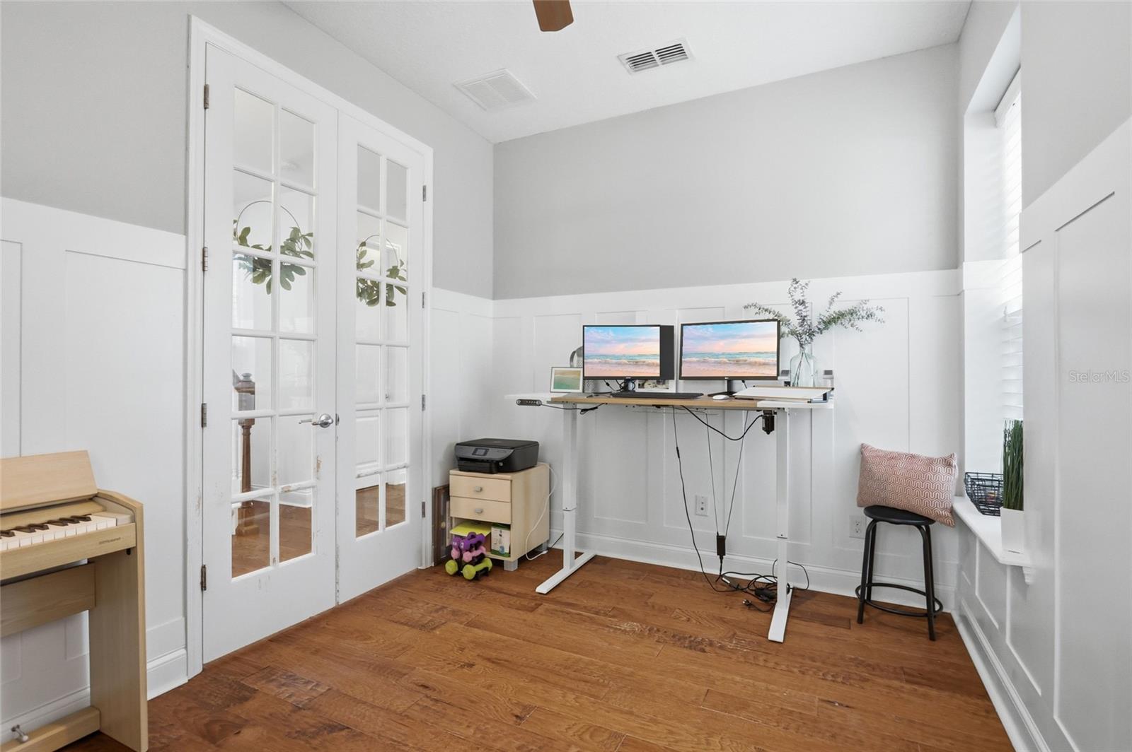 8105 Laureate Blvd Property Photo 13