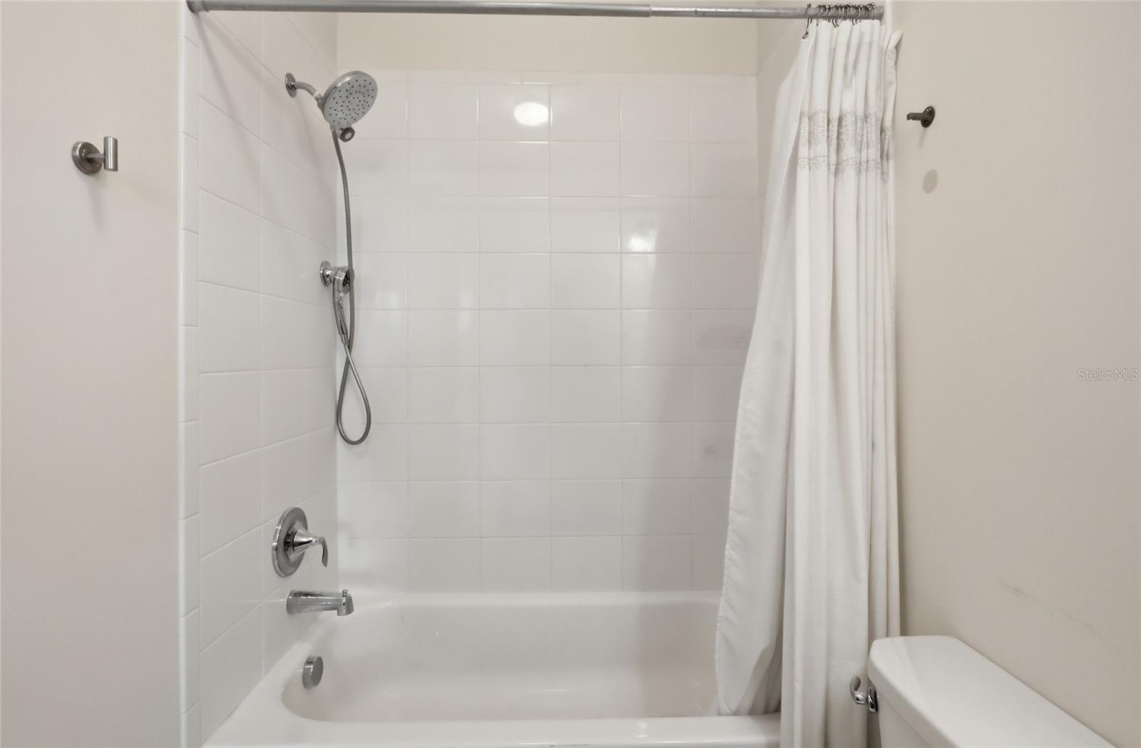 8105 Laureate Blvd Property Photo 38