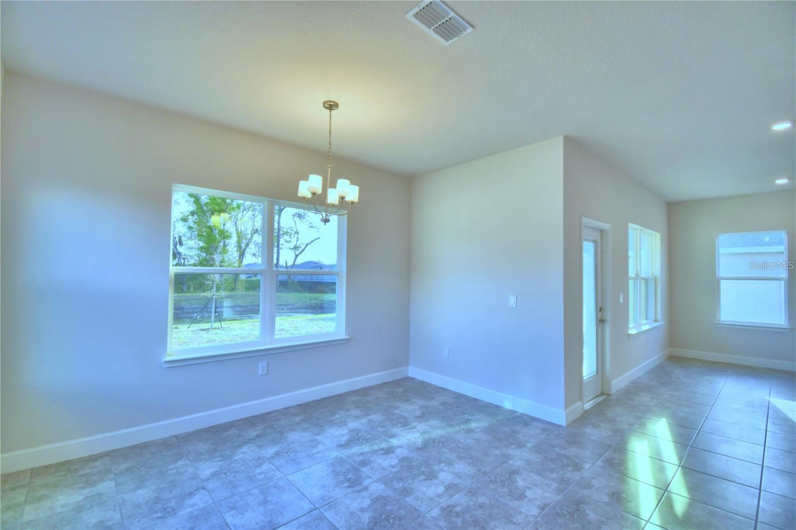 906 Sofia Ln Property Photo 11