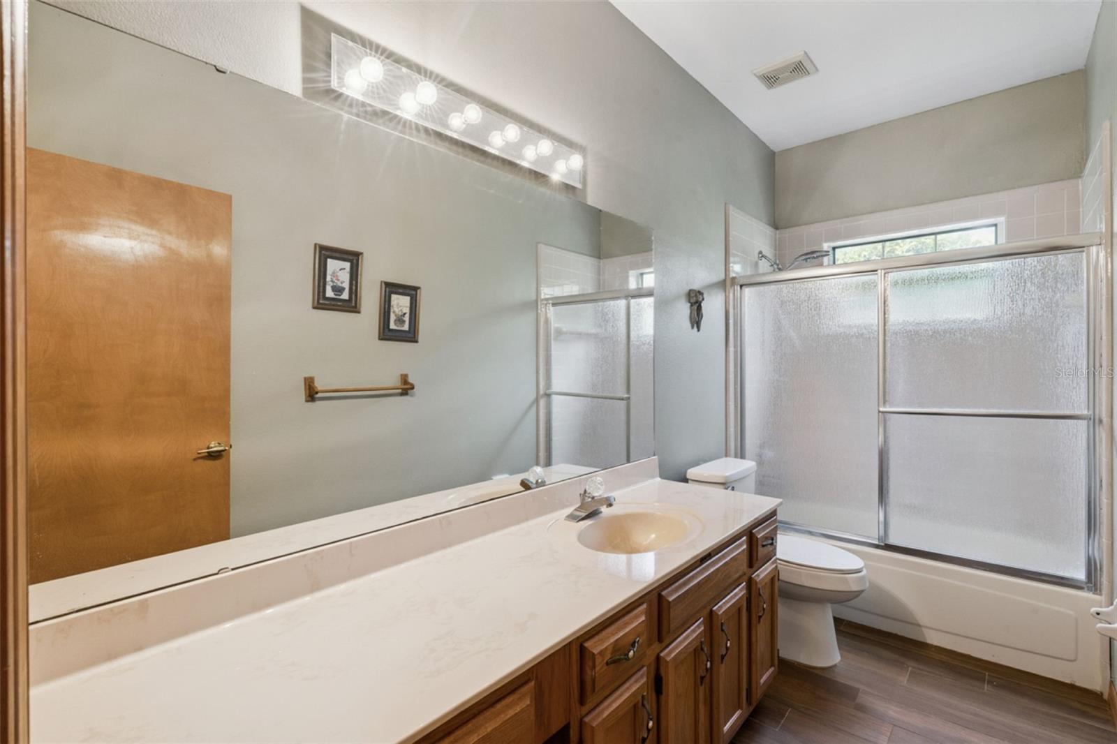2512 Tryon Pl Property Photo 33