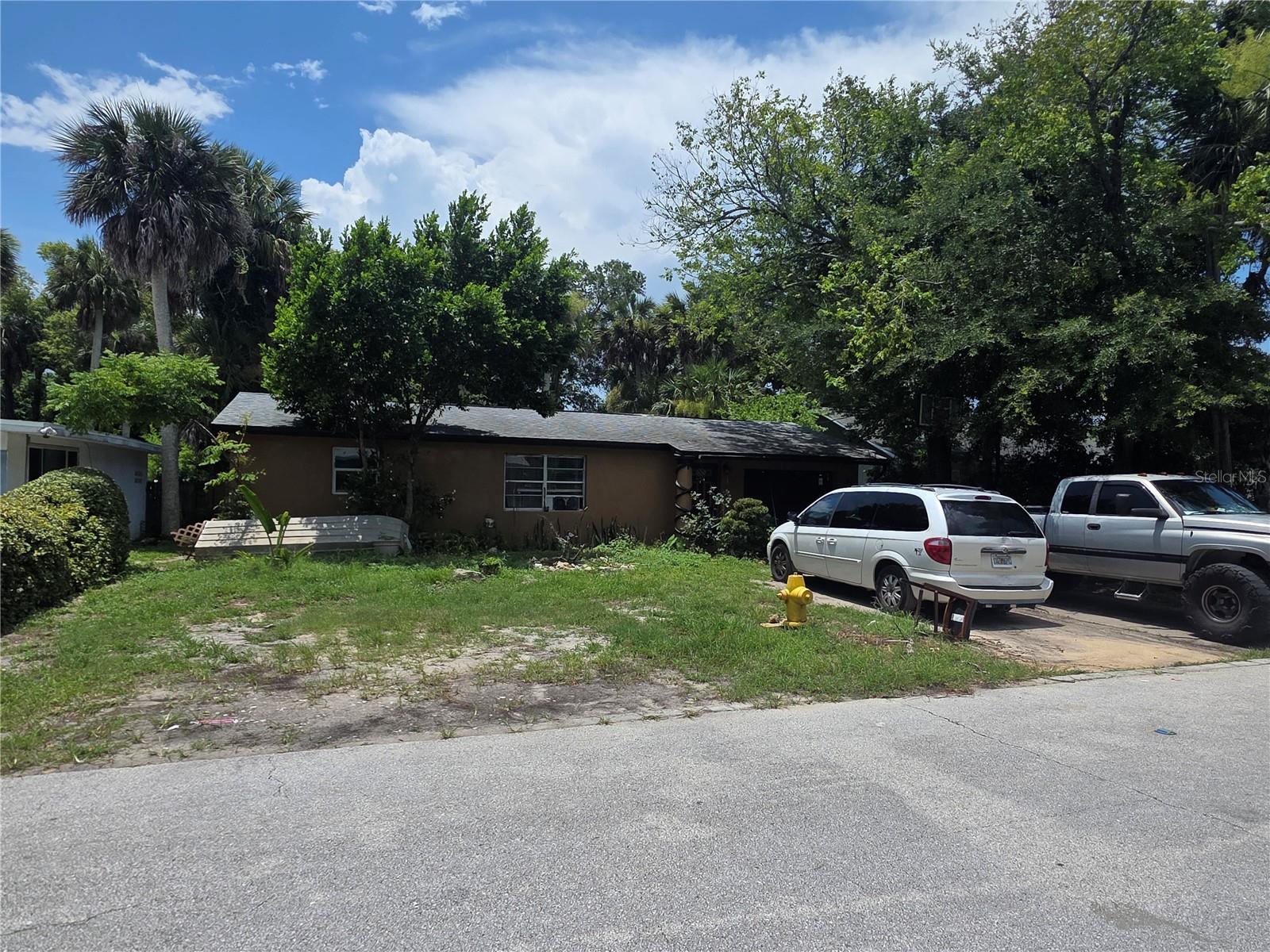 625 Aurora St Property Photo 1