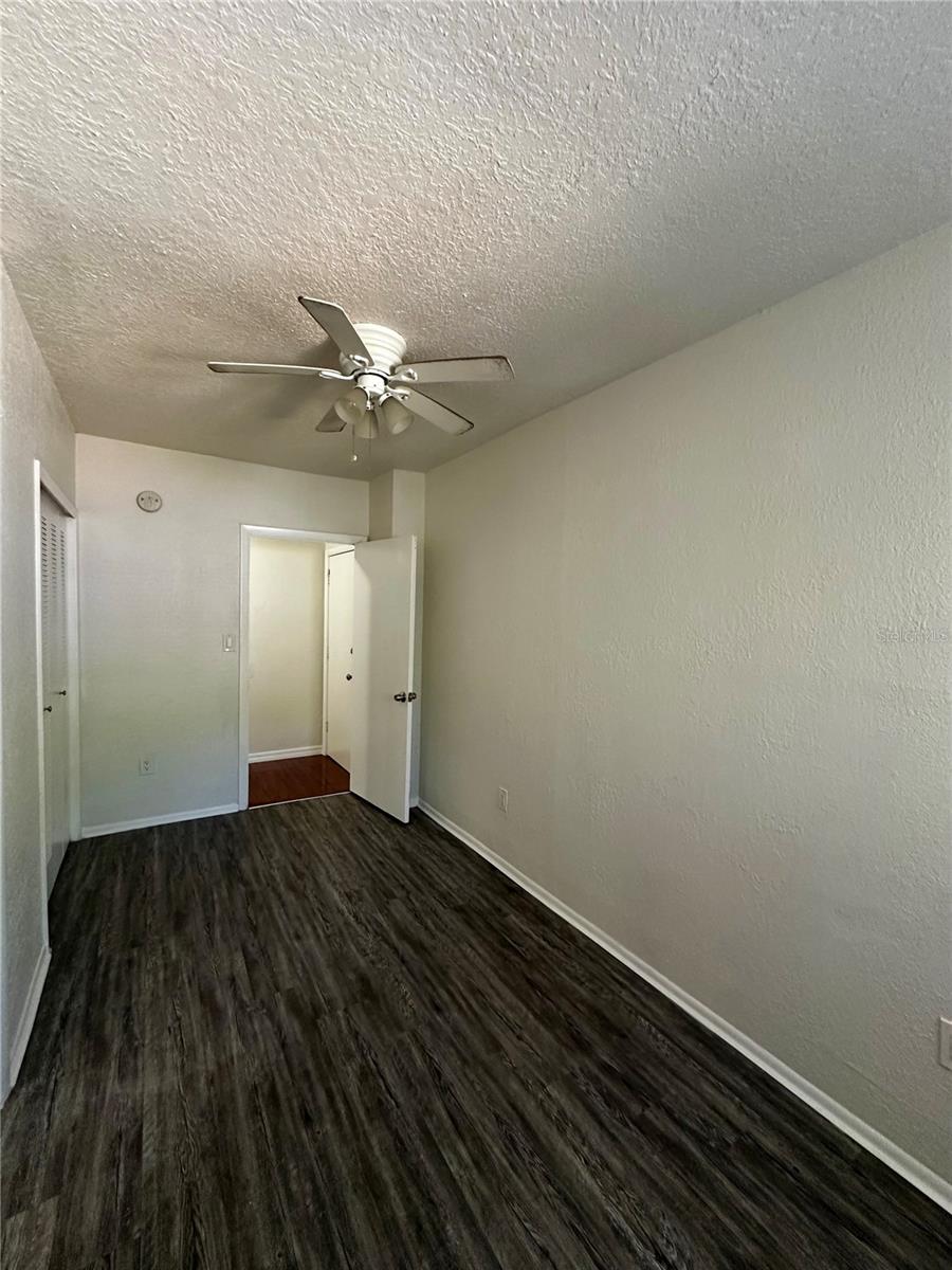 110 N Mills Ave #b Property Photo 4