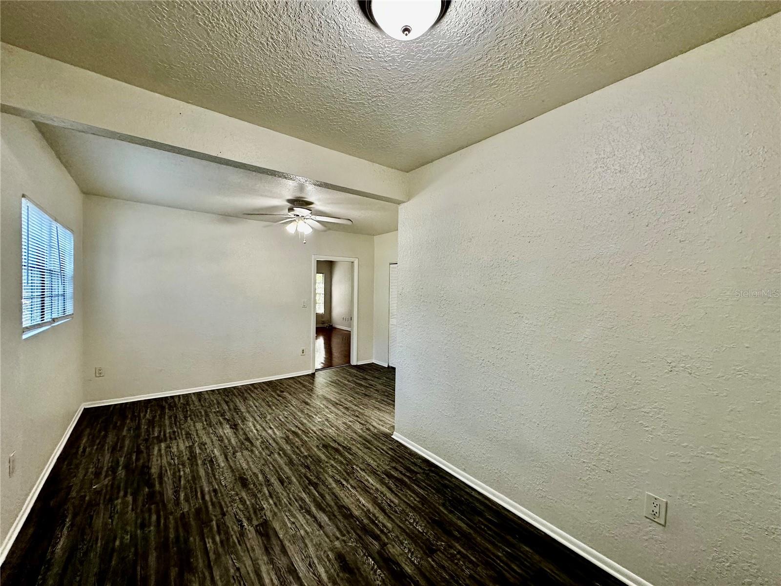 110 N Mills Ave #b Property Photo 14