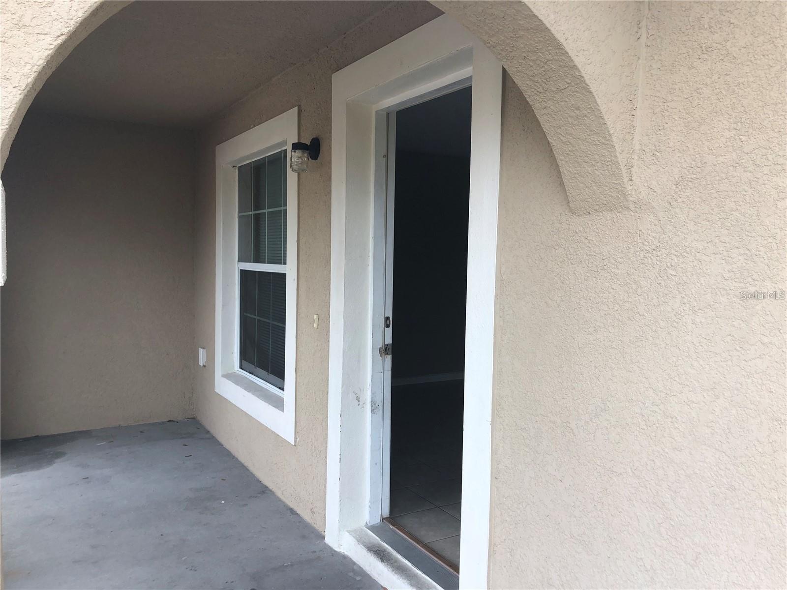 325 Baccarat Ct #b Property Photo 2