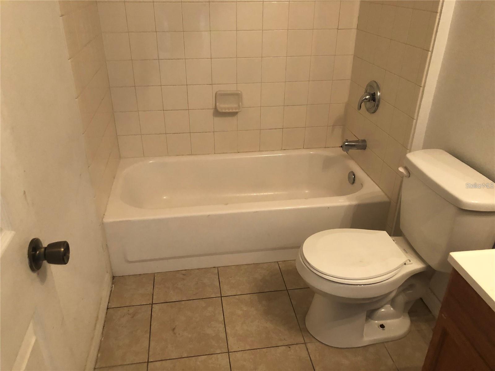 325 Baccarat Ct #b Property Photo 5