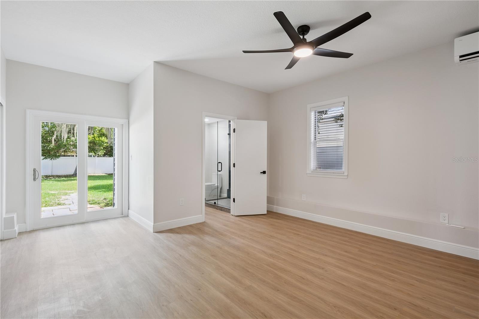 201 E Muriel St Property Photo 8