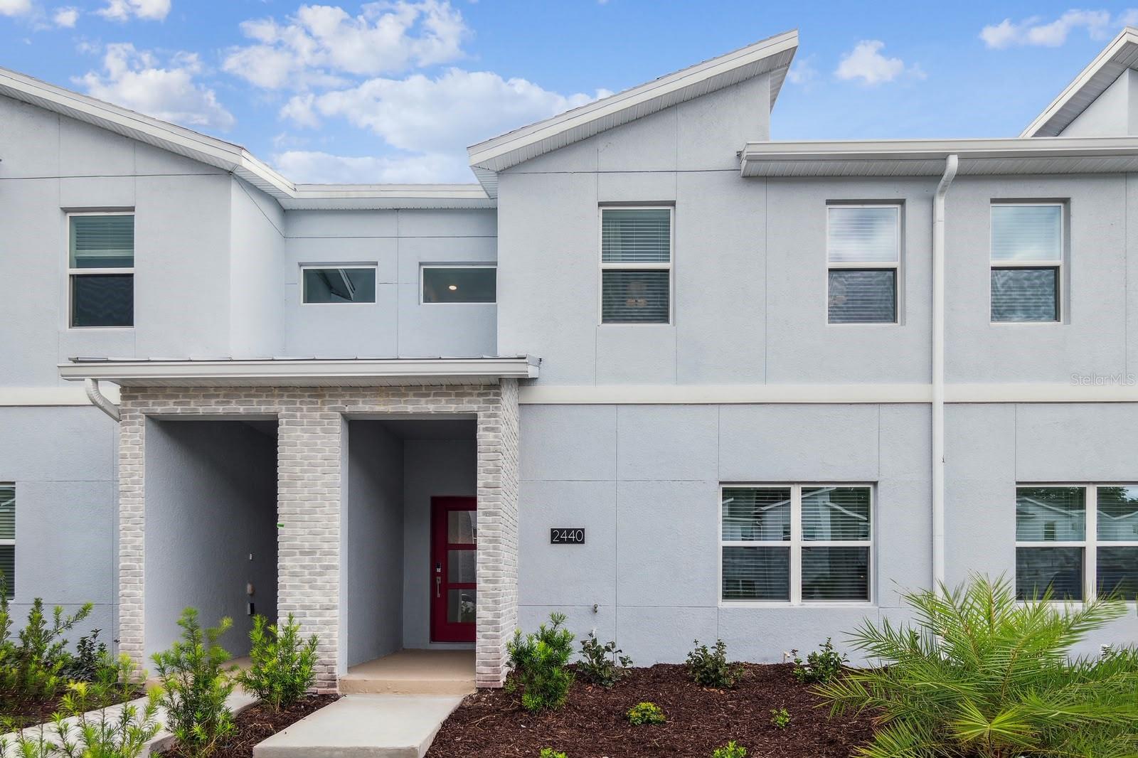 2440 READING TRL Property Photo 1