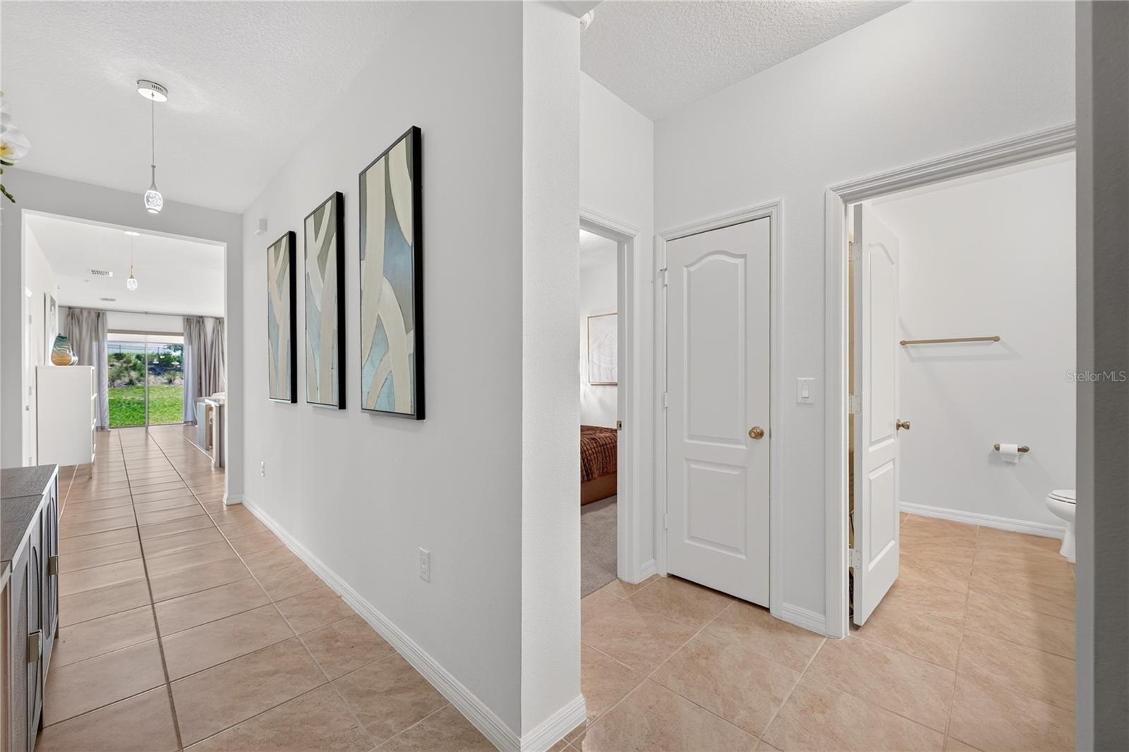 415 Overpool Avenue Property Photo 3